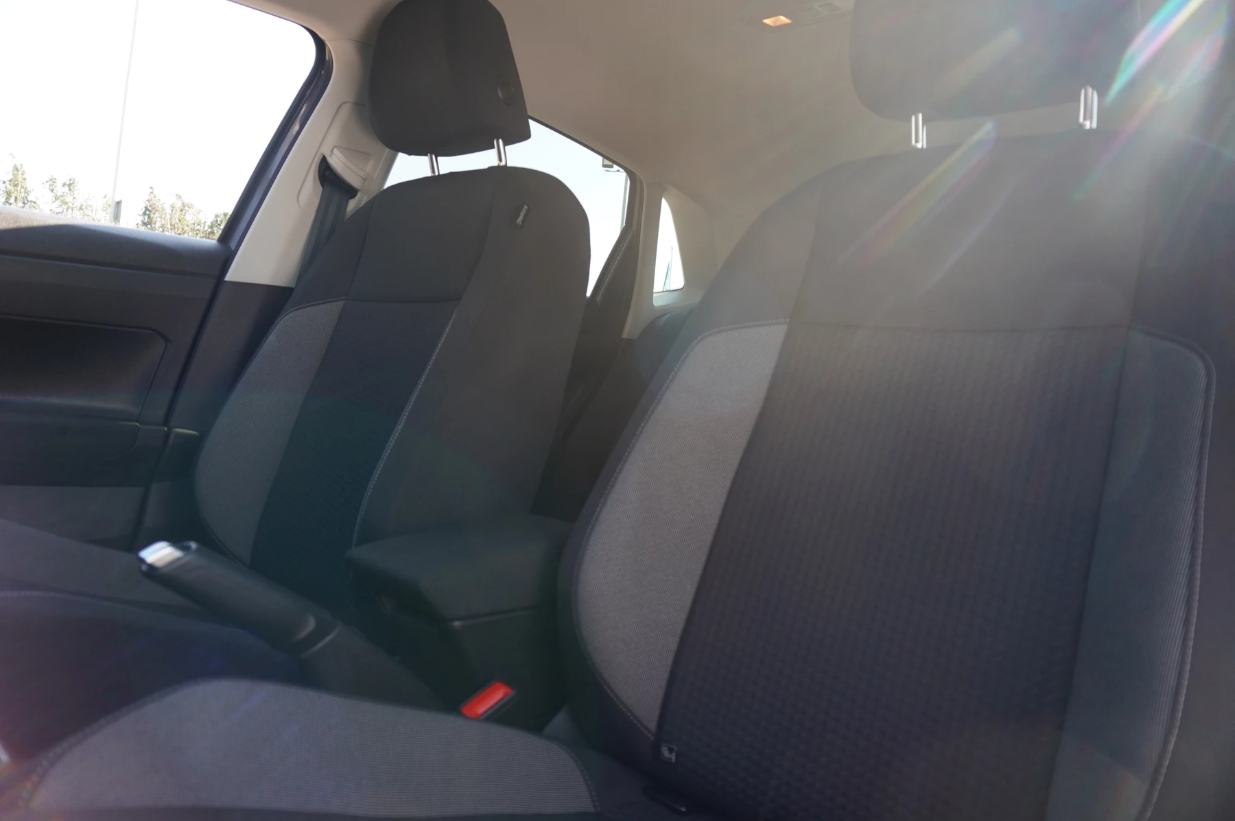 Volkswagen-Polo-image-11