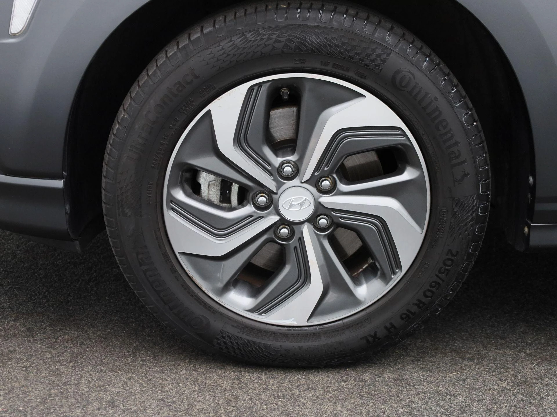 Hyundai-Kona-image-13