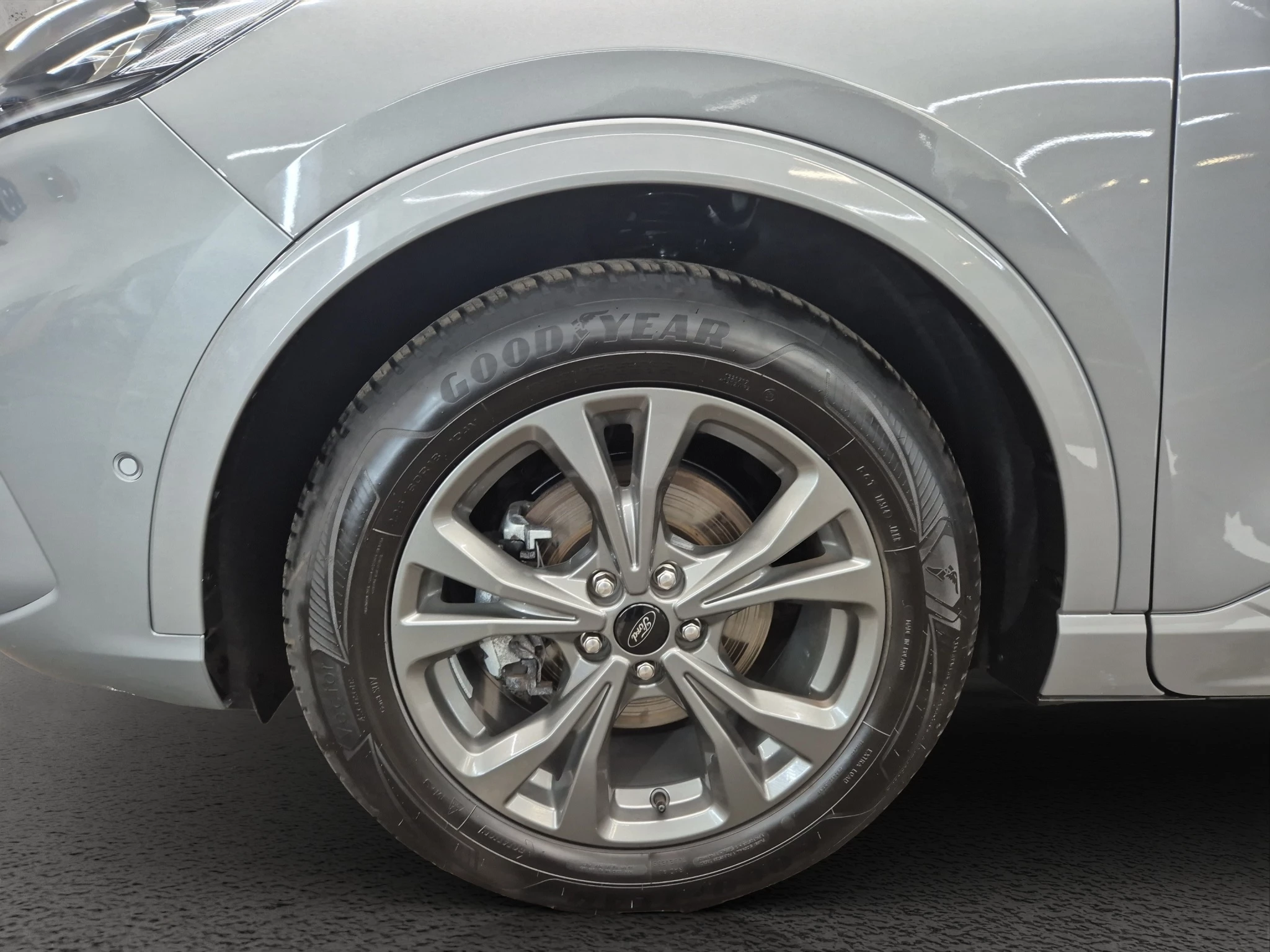 Ford-Kuga-image-8