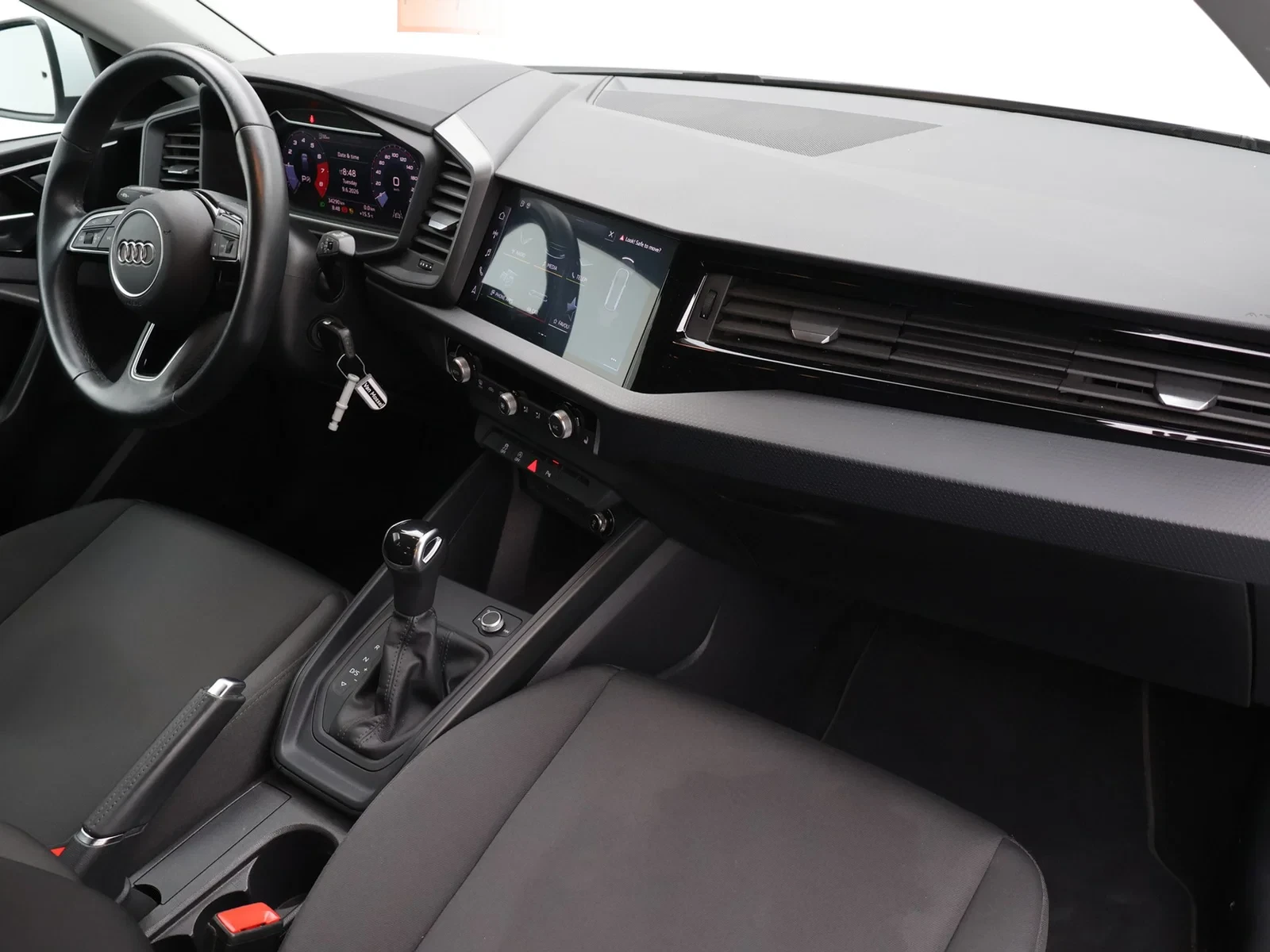 Audi-A1 Sportback-image-2