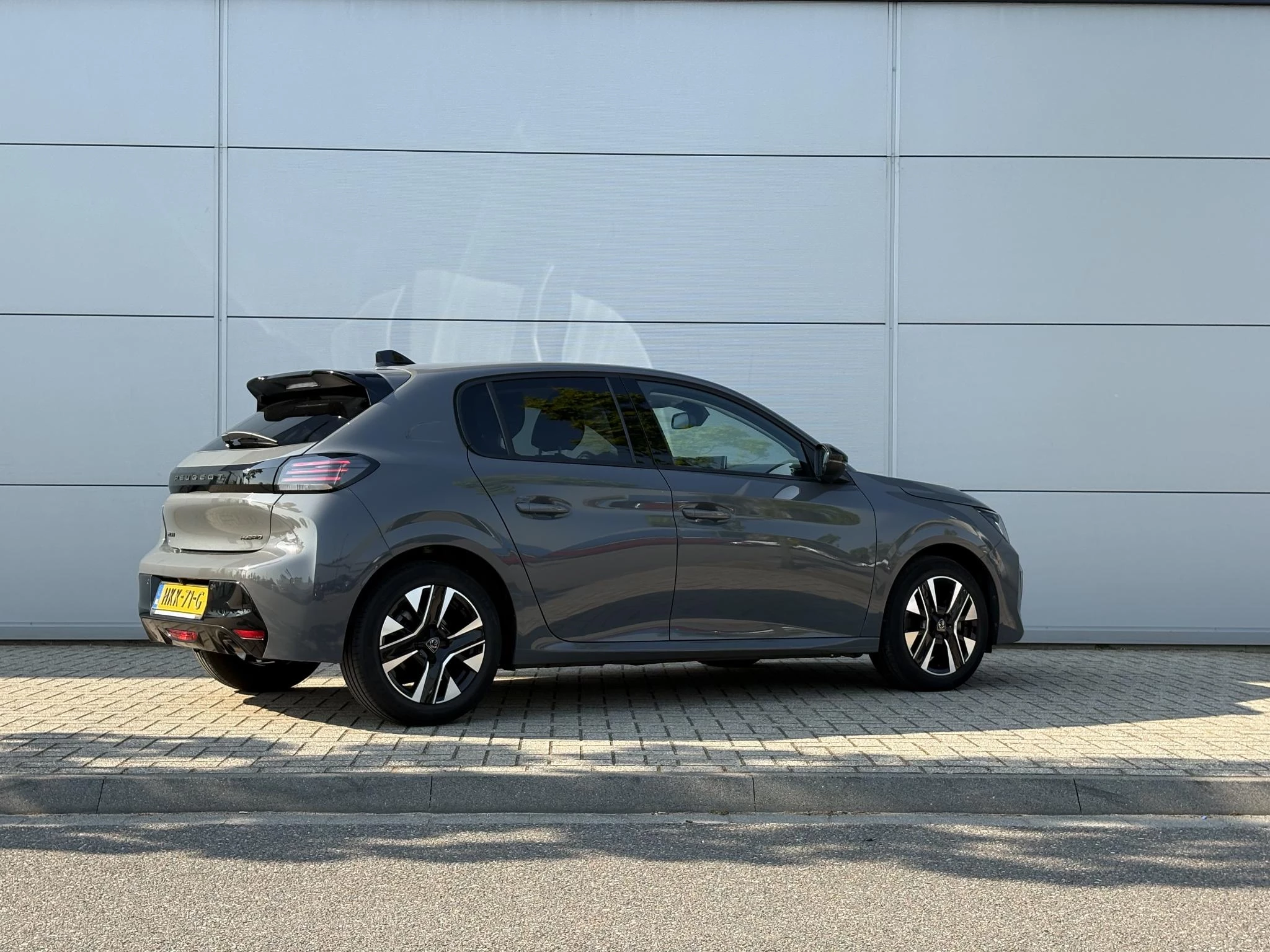 Peugeot-208-image-5