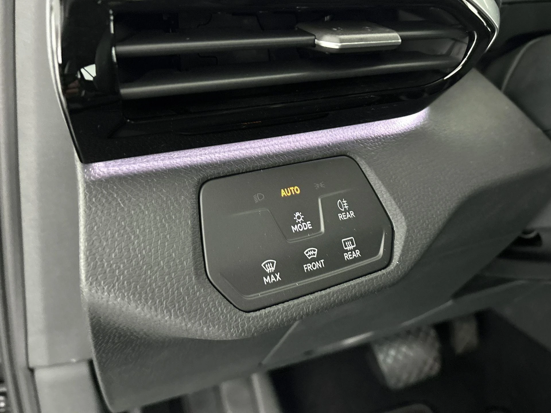Volkswagen-ID.4-image-19