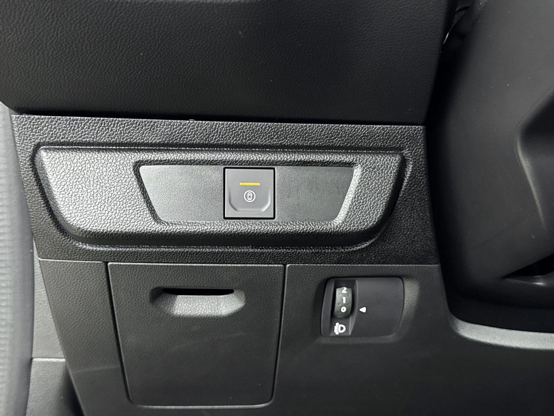 Dacia-Sandero Stepway-image-21