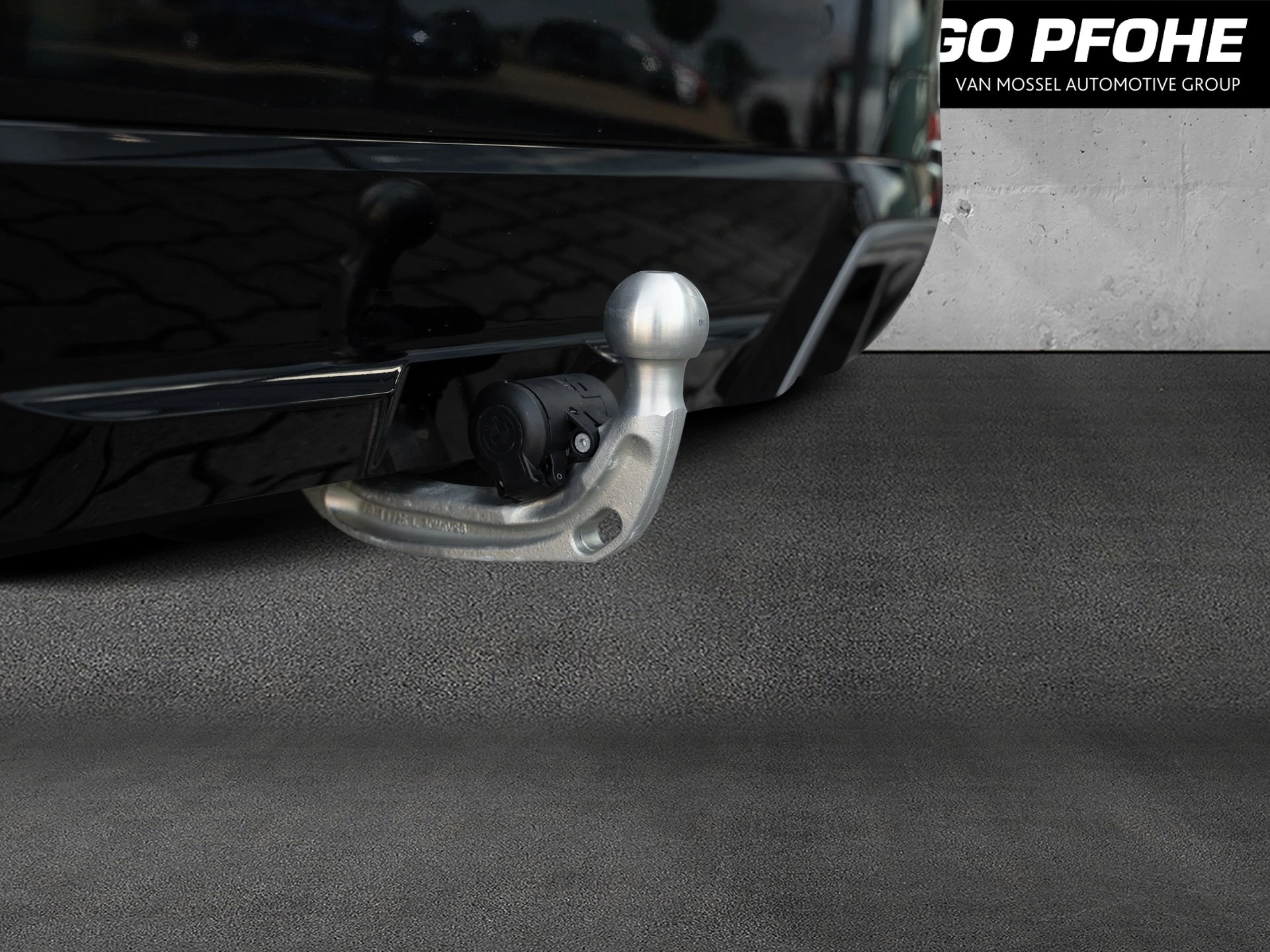 BMW-i4-image-28