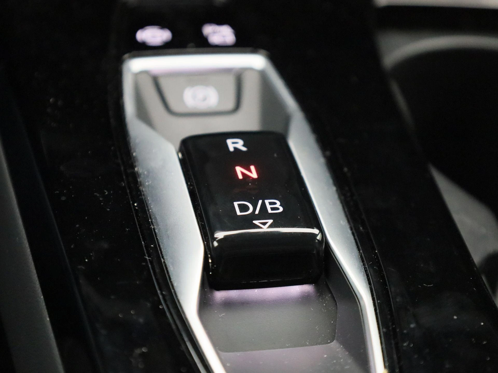 Audi-Q6 e-tron-image-18