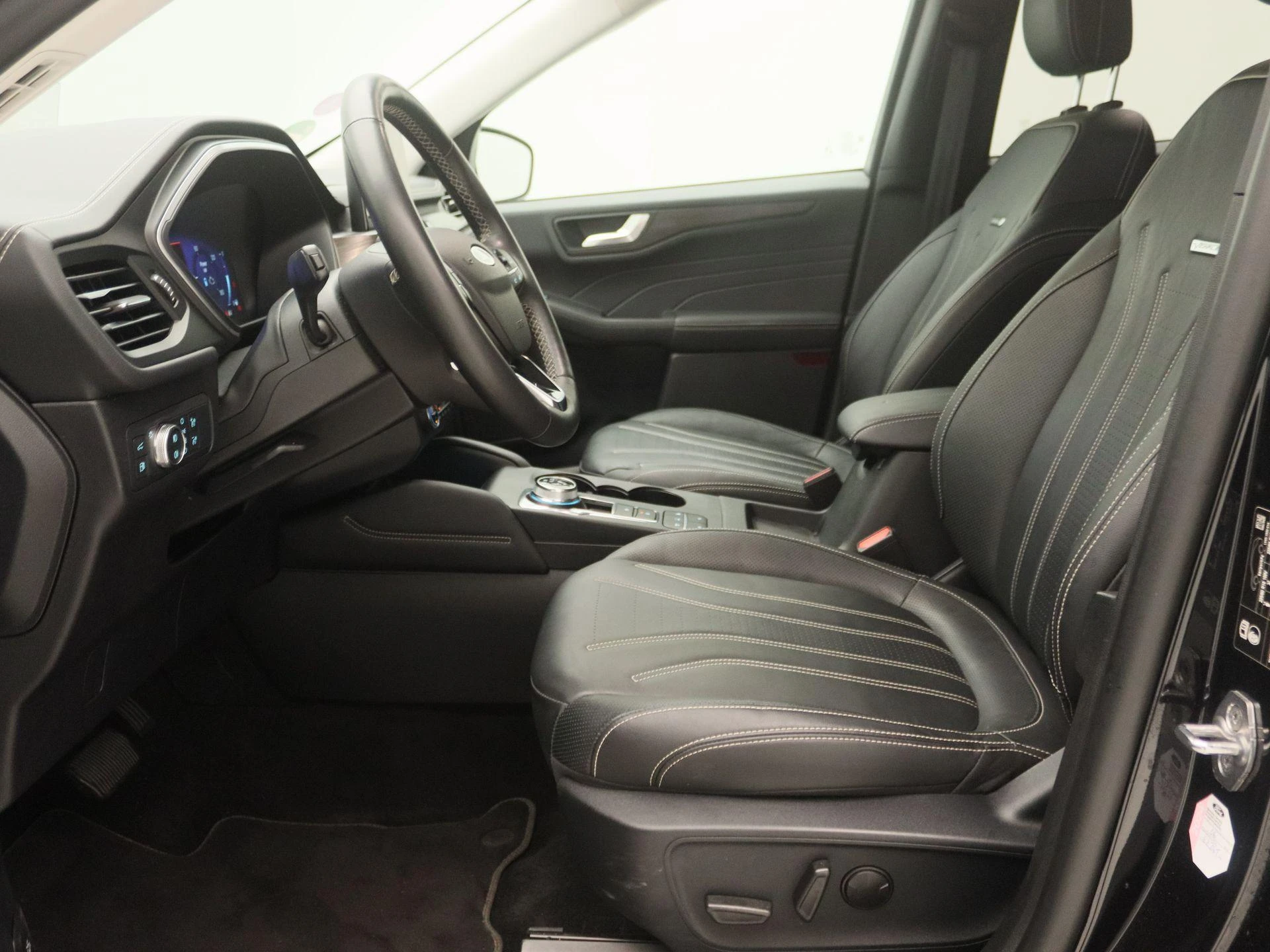 Ford-Kuga-image-11