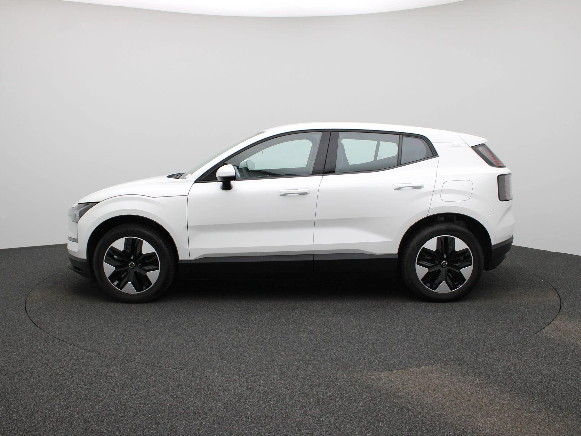Volvo-EX30-image-3