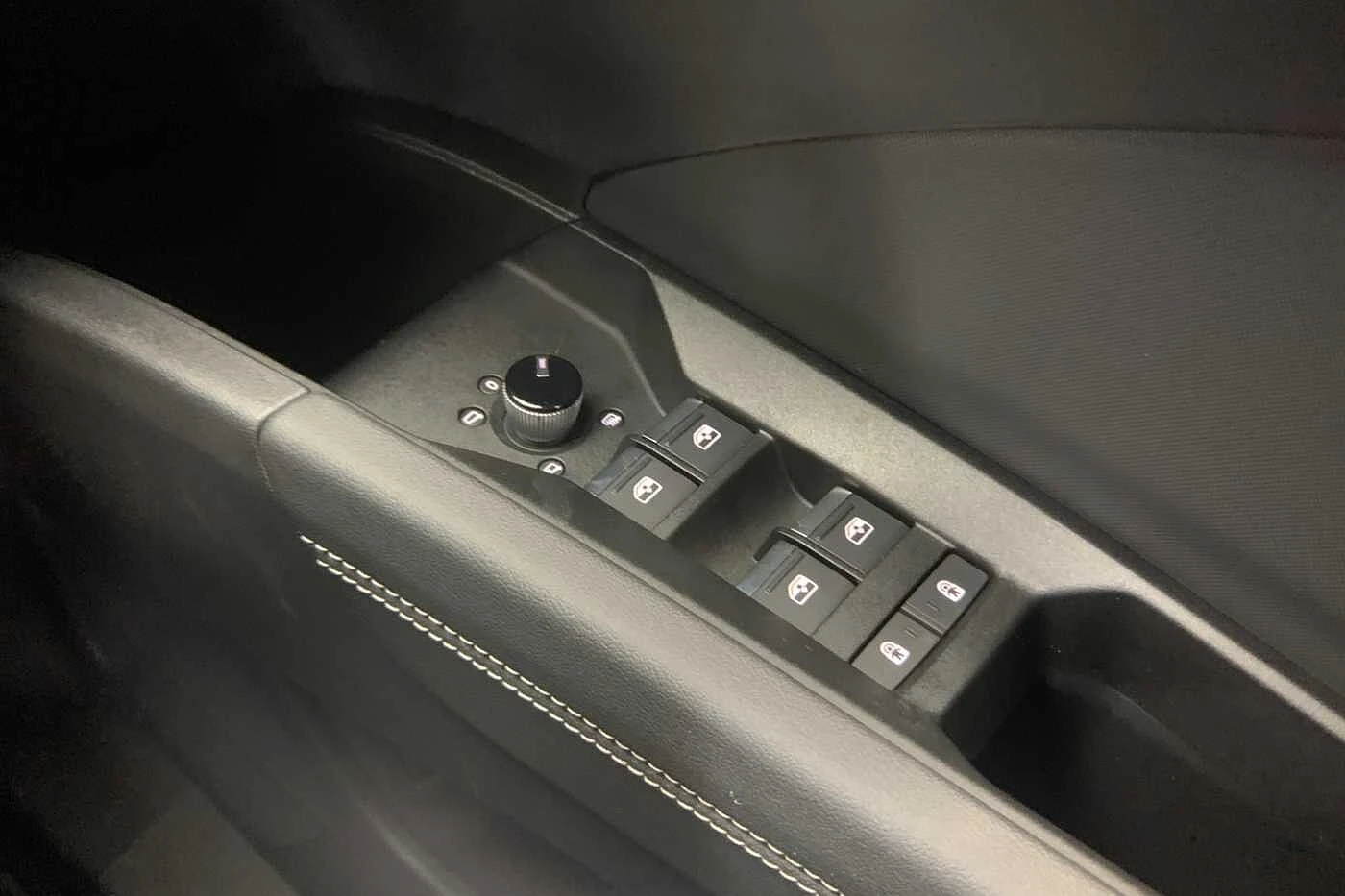 Audi-Q4 Sportback e-tron-image-27