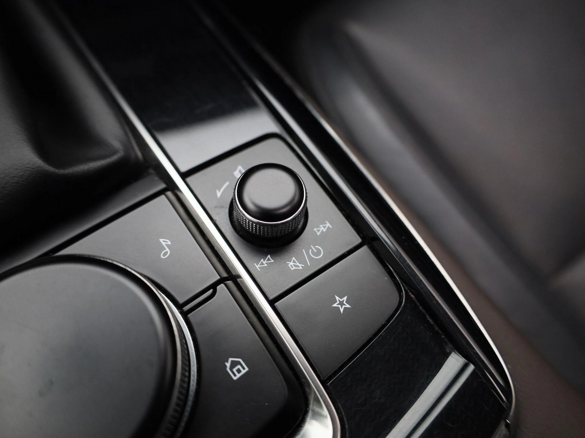 Mazda-CX-30-image-38