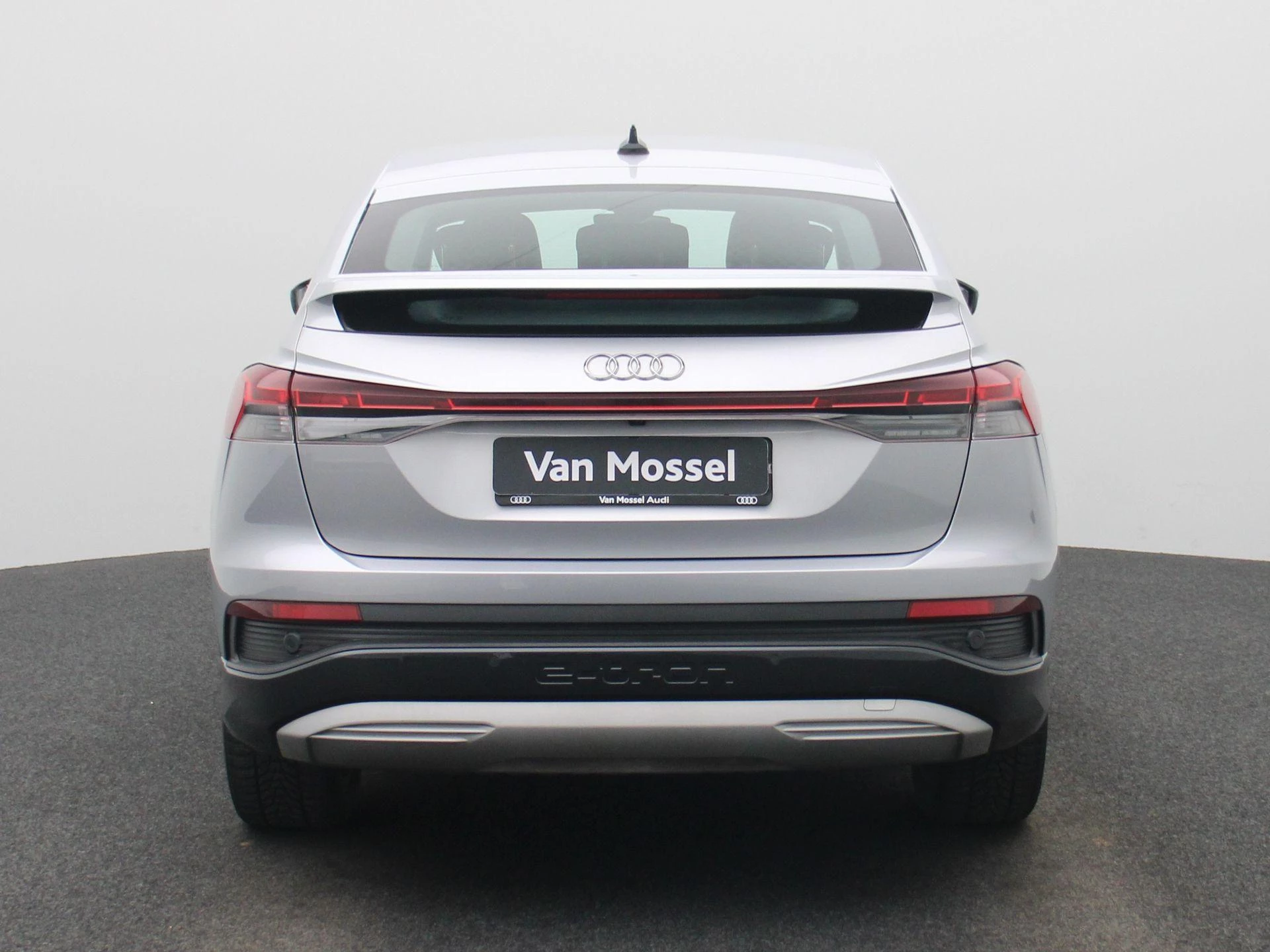 Audi-Q4 Sportback e-tron-image-4