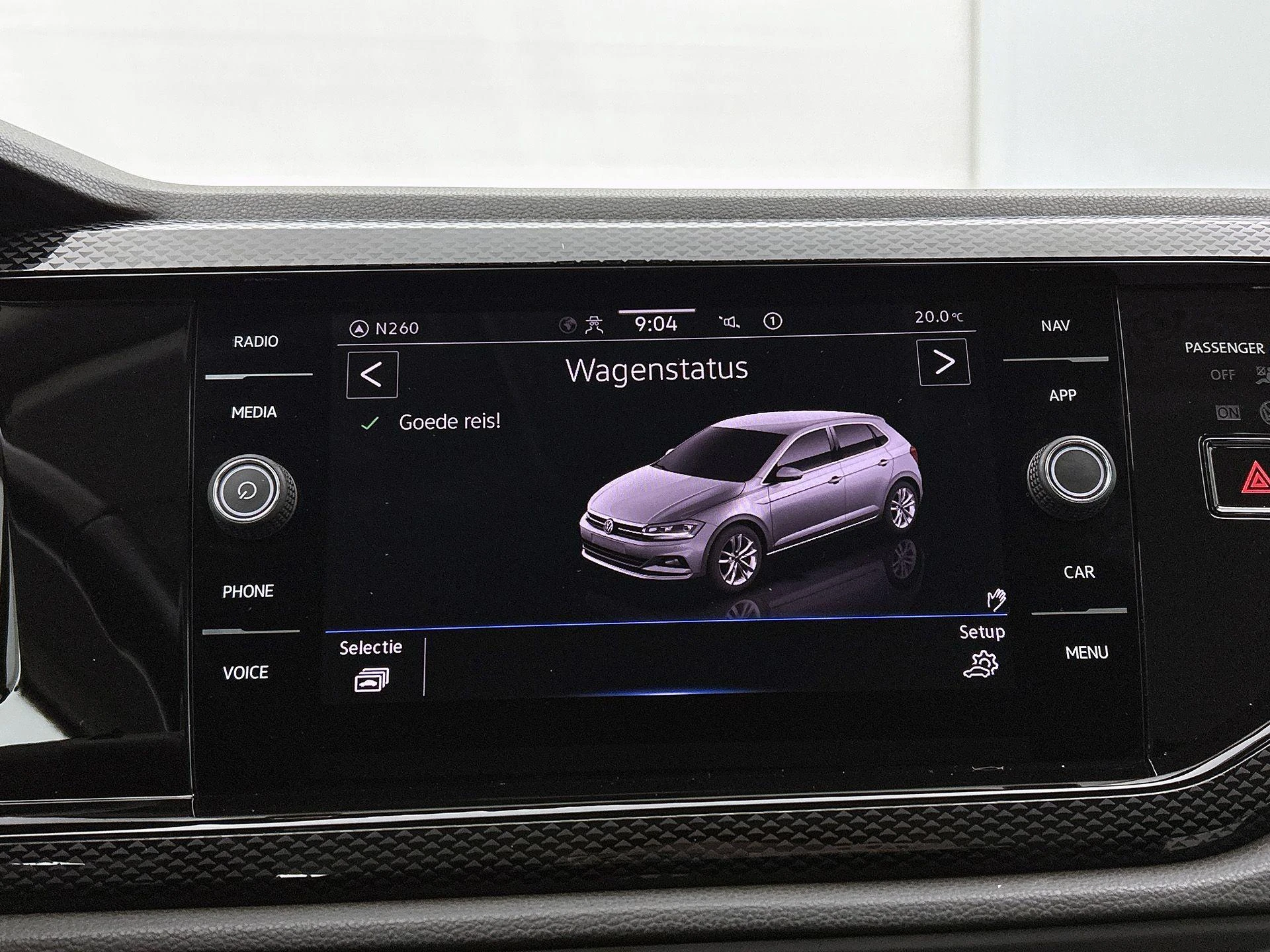 Volkswagen-Polo-image-6