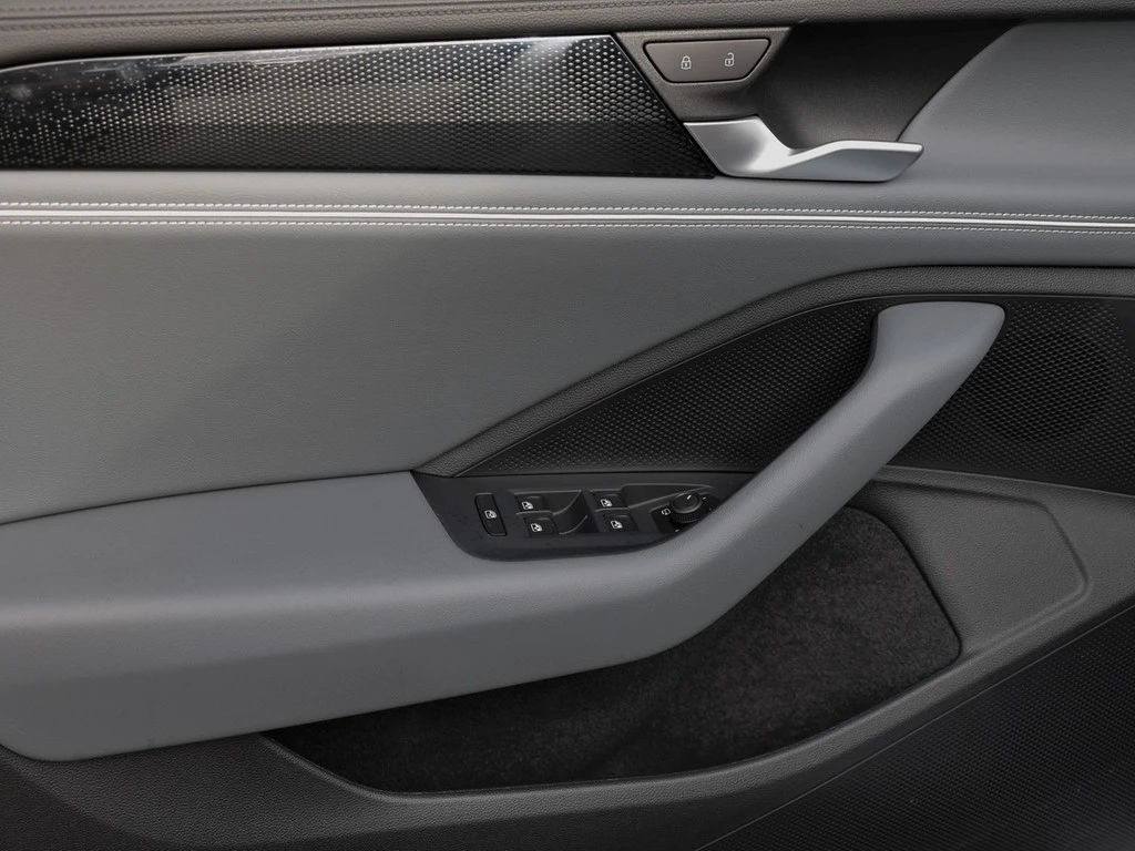 Volkswagen-Passat-image-13