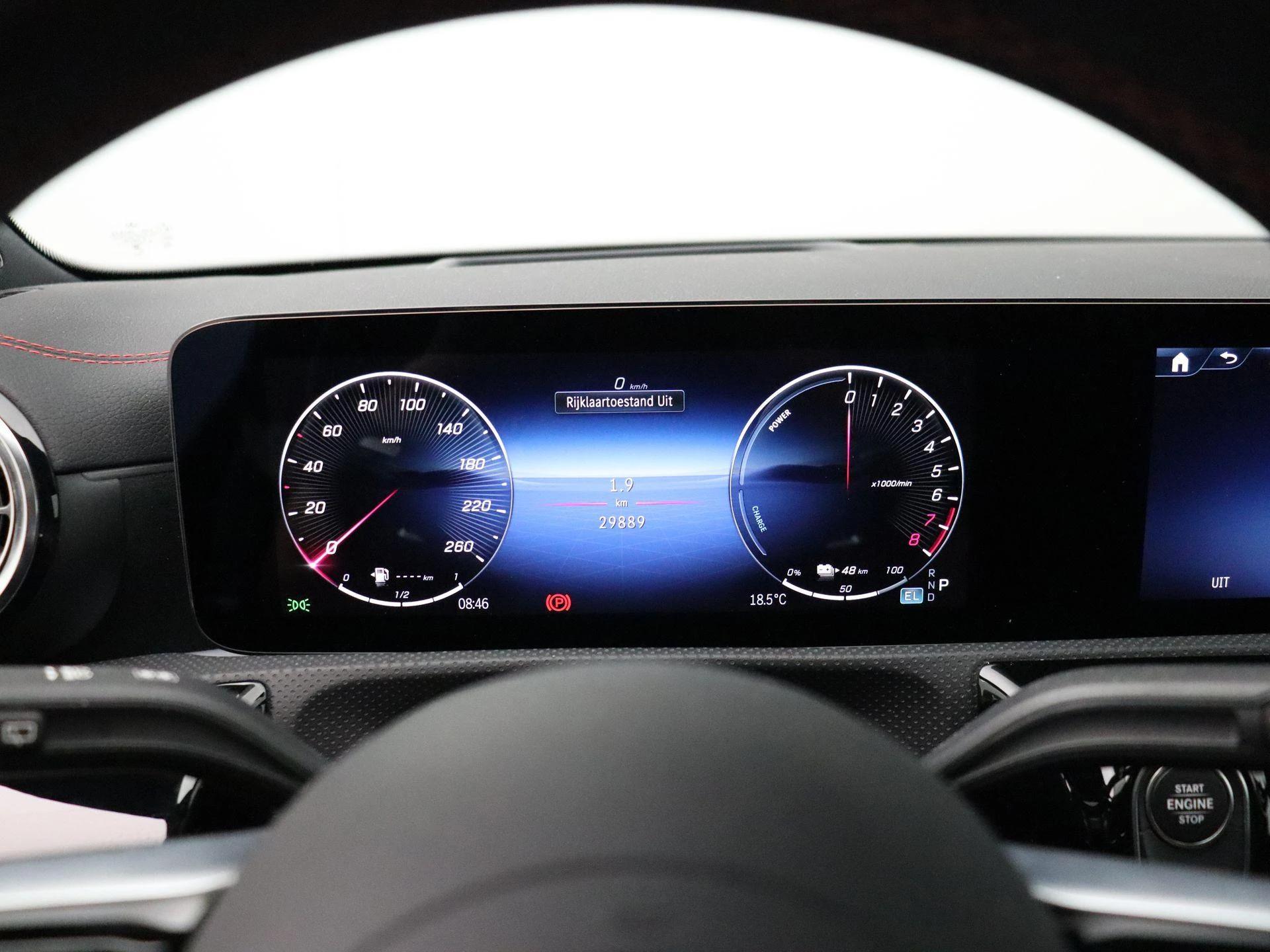 Mercedes-Benz-CLA-image-15
