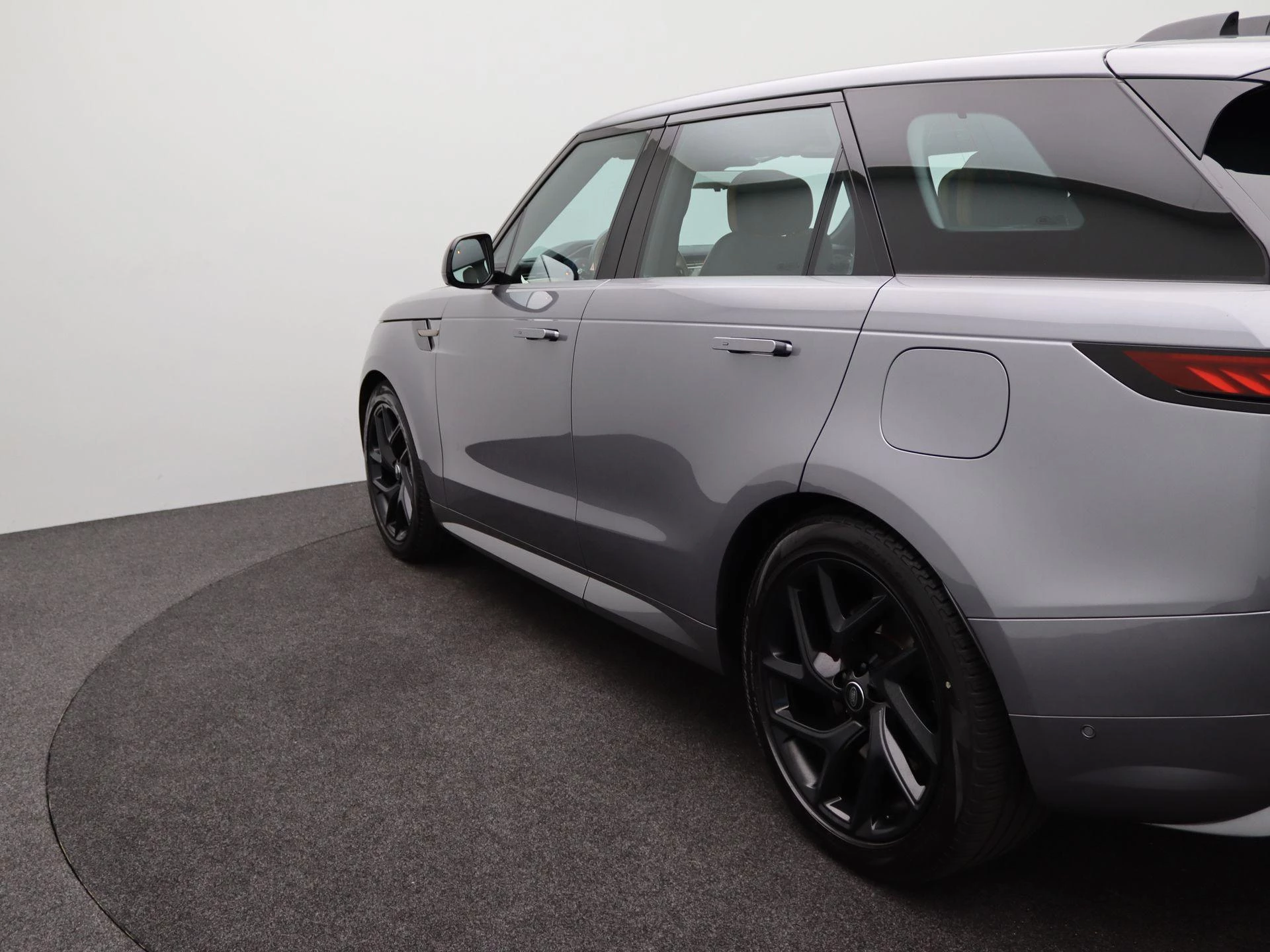 Land Rover-Range Rover Sport-image-44