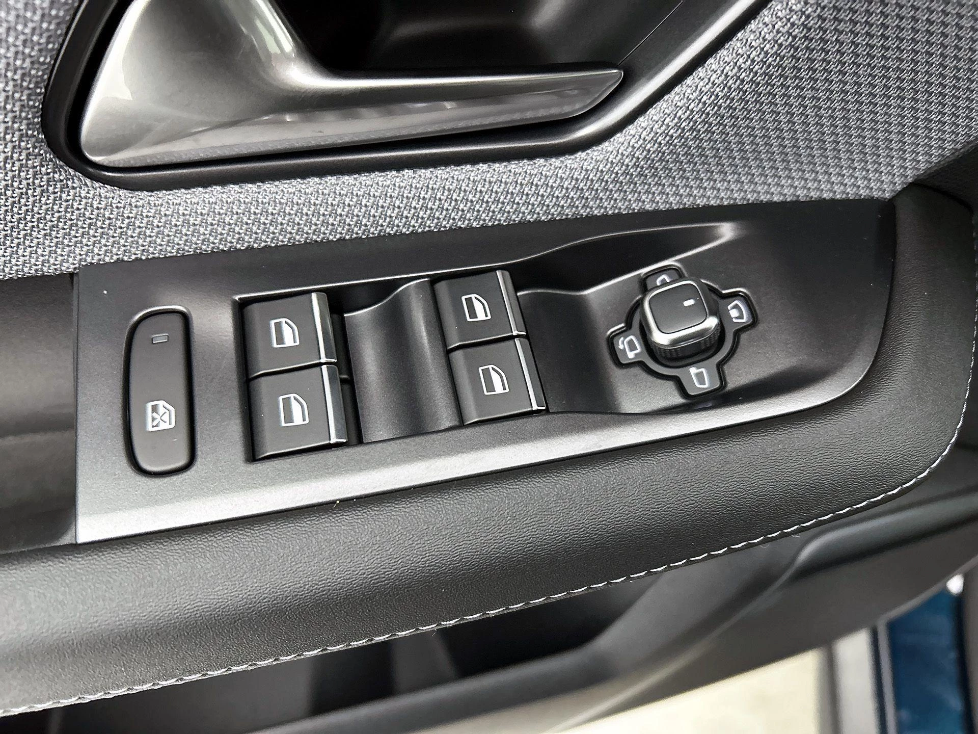 Opel-Grandland-image-41