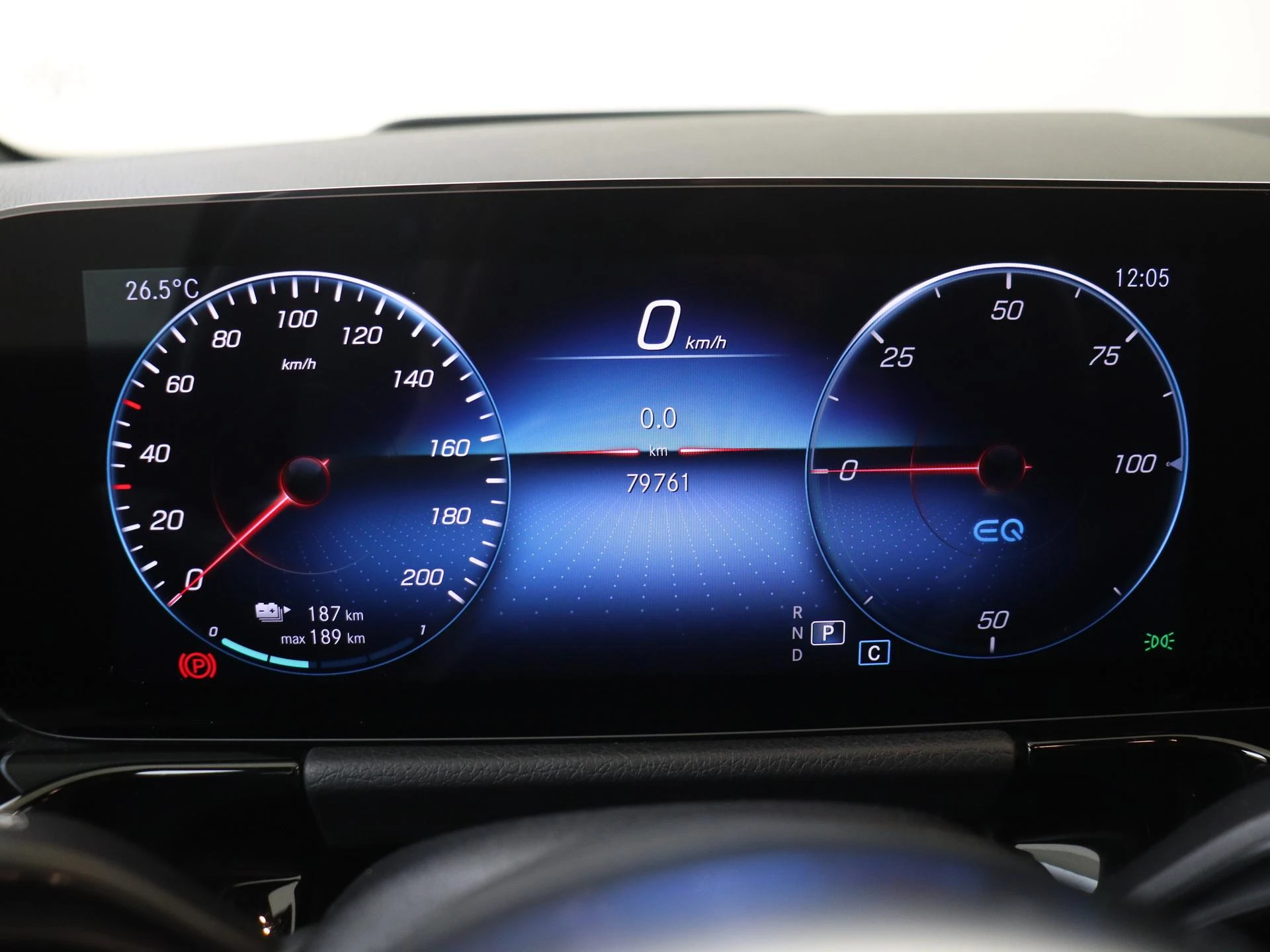 Mercedes-Benz-EQA-image-15