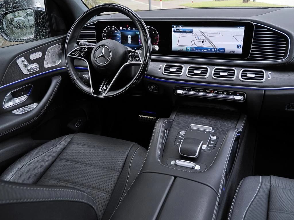 Mercedes-Benz-GLS 450 d-image-10