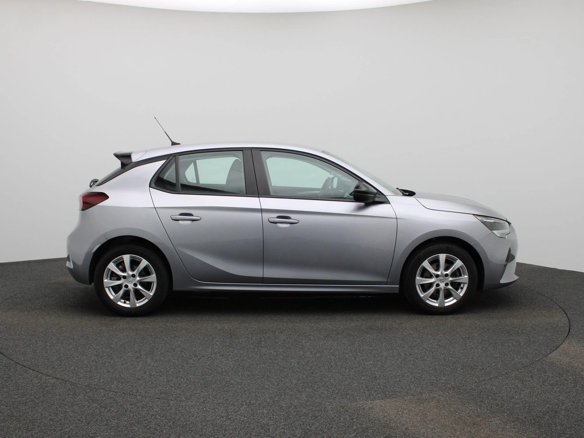 Opel-Corsa-image-5