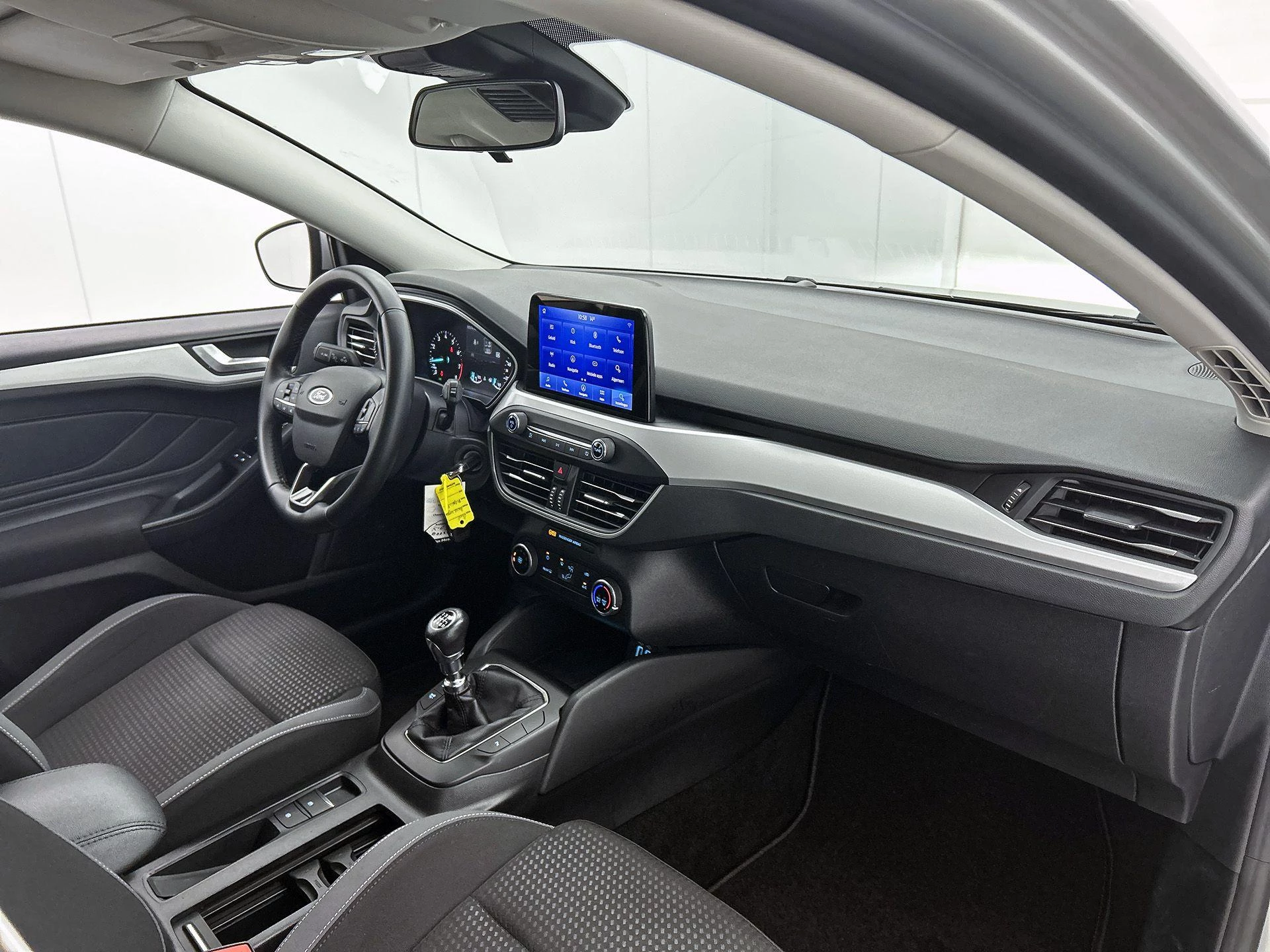 Ford Focus Wagon 1.0 EcoBoost Hybrid Trend Edition Business