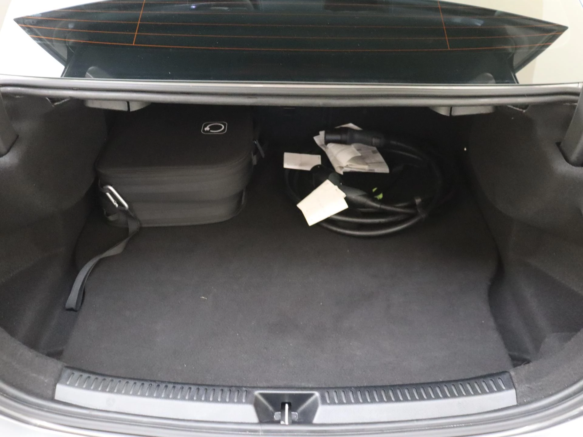 Mercedes-Benz-A-Klasse-image-25