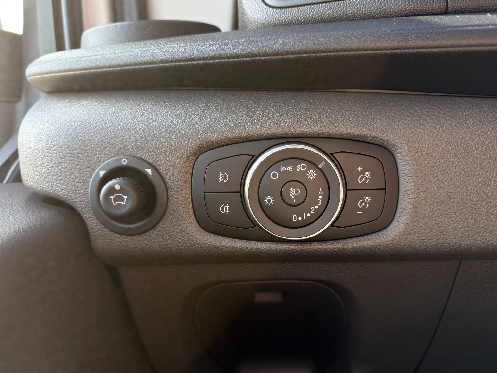 Ford-Transit-image-19