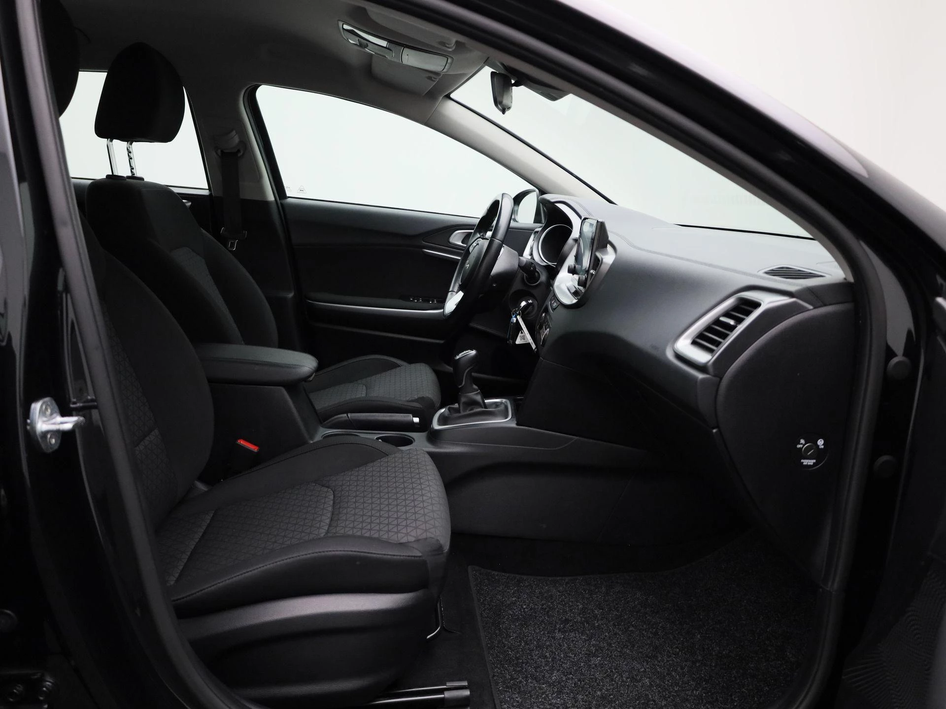 Kia-cee'd-image-27
