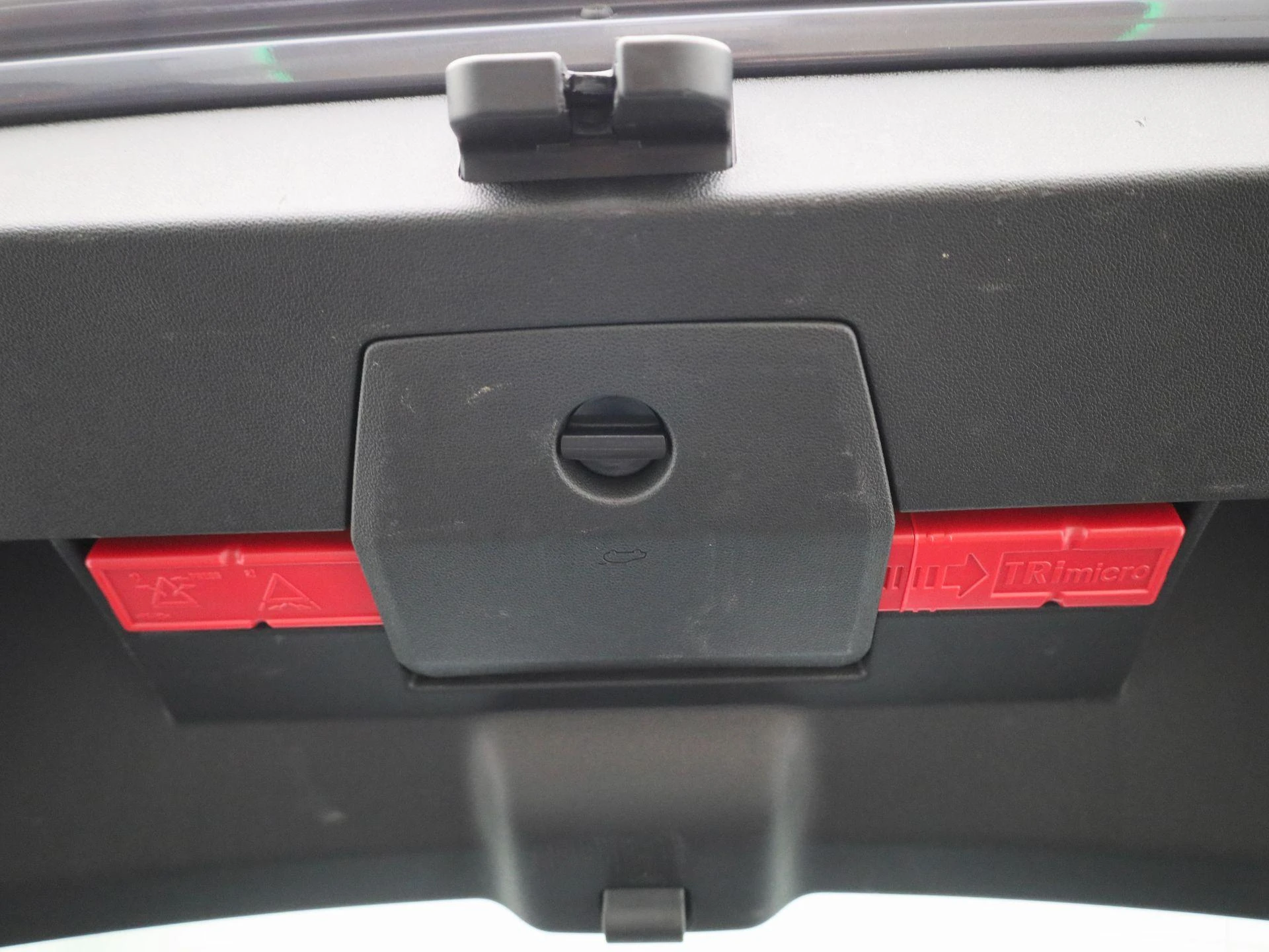 Volkswagen-Polo-image-11