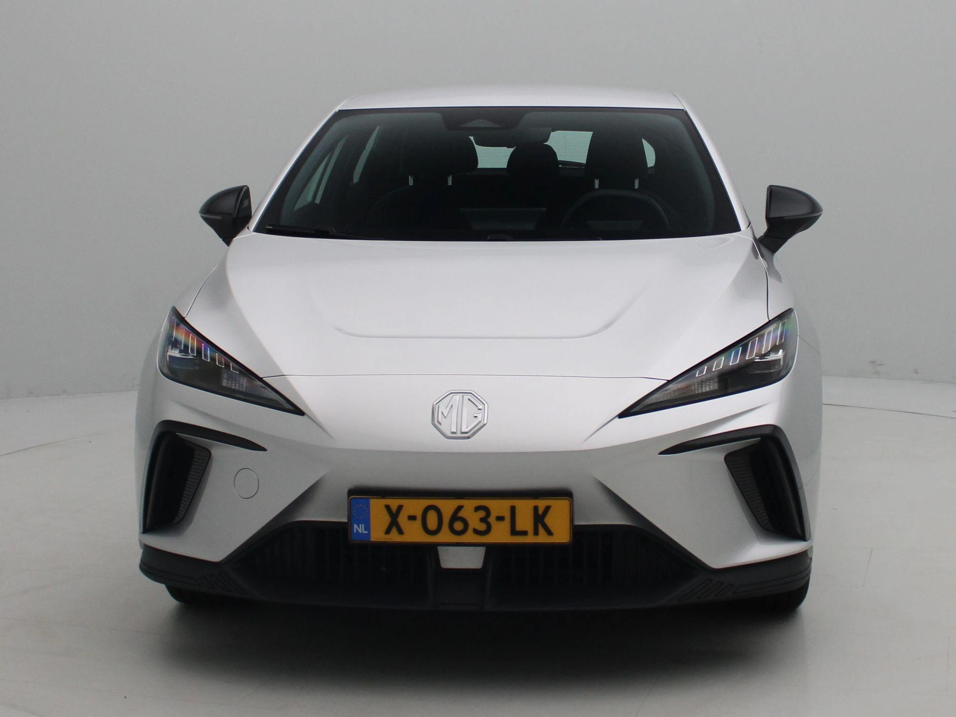 MG-MG4 EV-image-2
