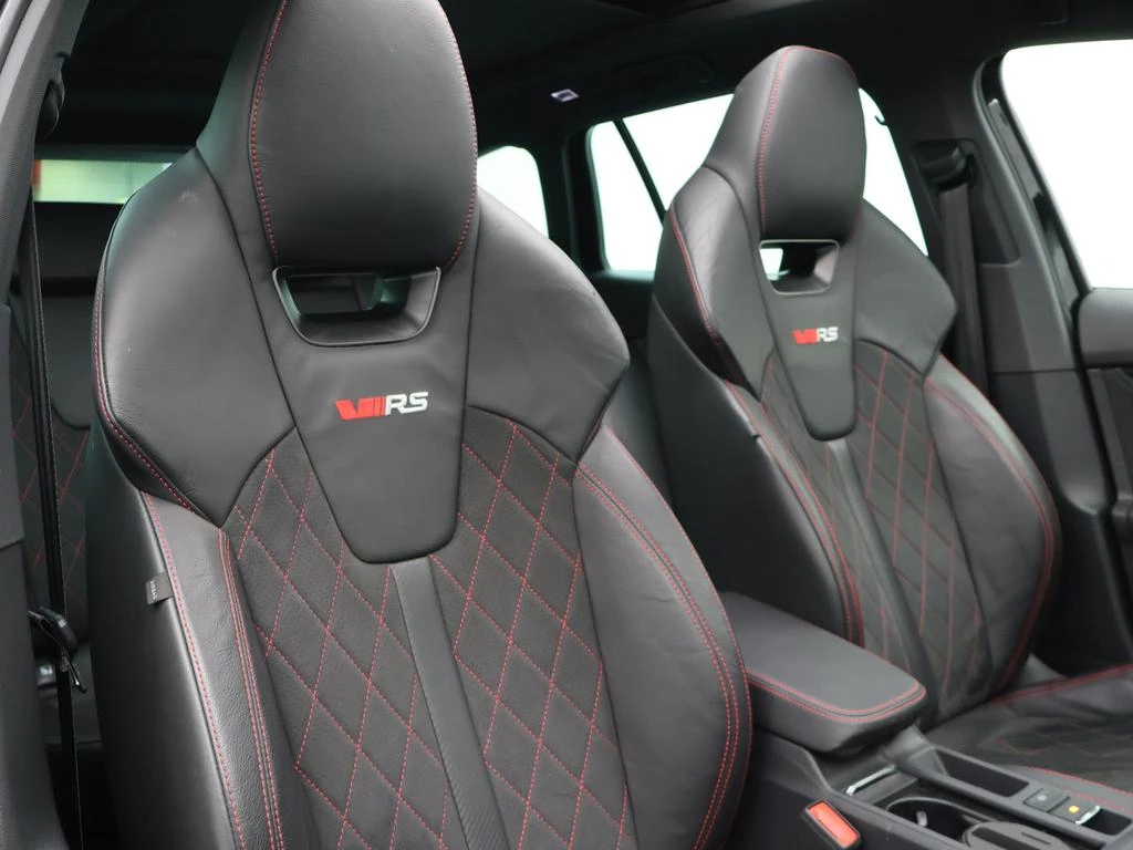 Škoda Octavia Combi RS Octavia Combi RS 2.0TSI 245PK *AUTOMAAT*PANODAK*ALCANTARA*LEDER*SPORTZETELS*TREKHAAK*CAMERA*ACC*PDC*...*
