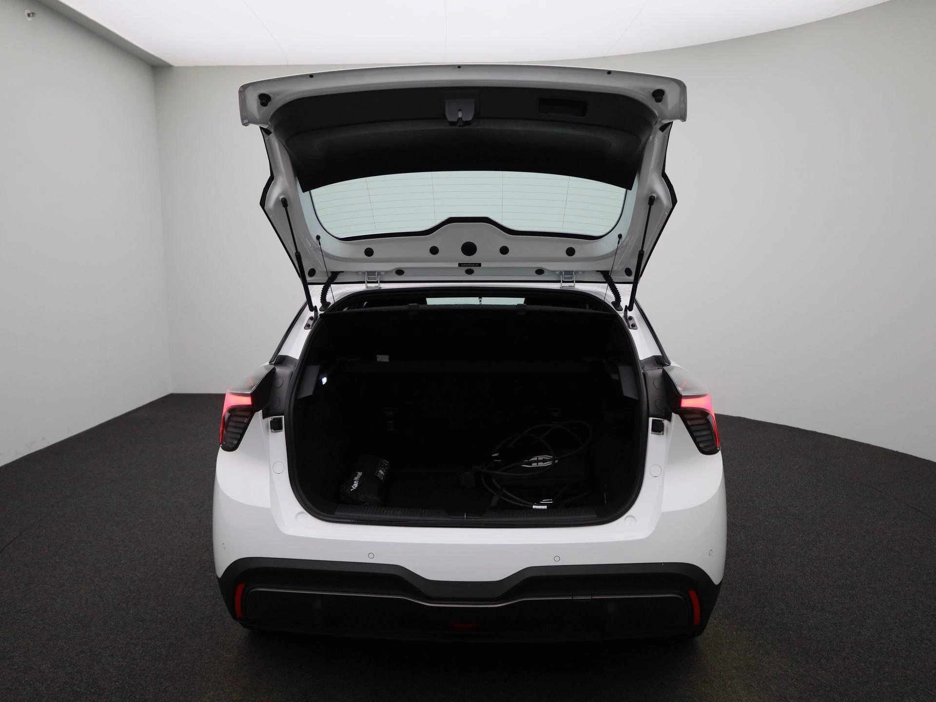 MG-MG4 EV-image-10