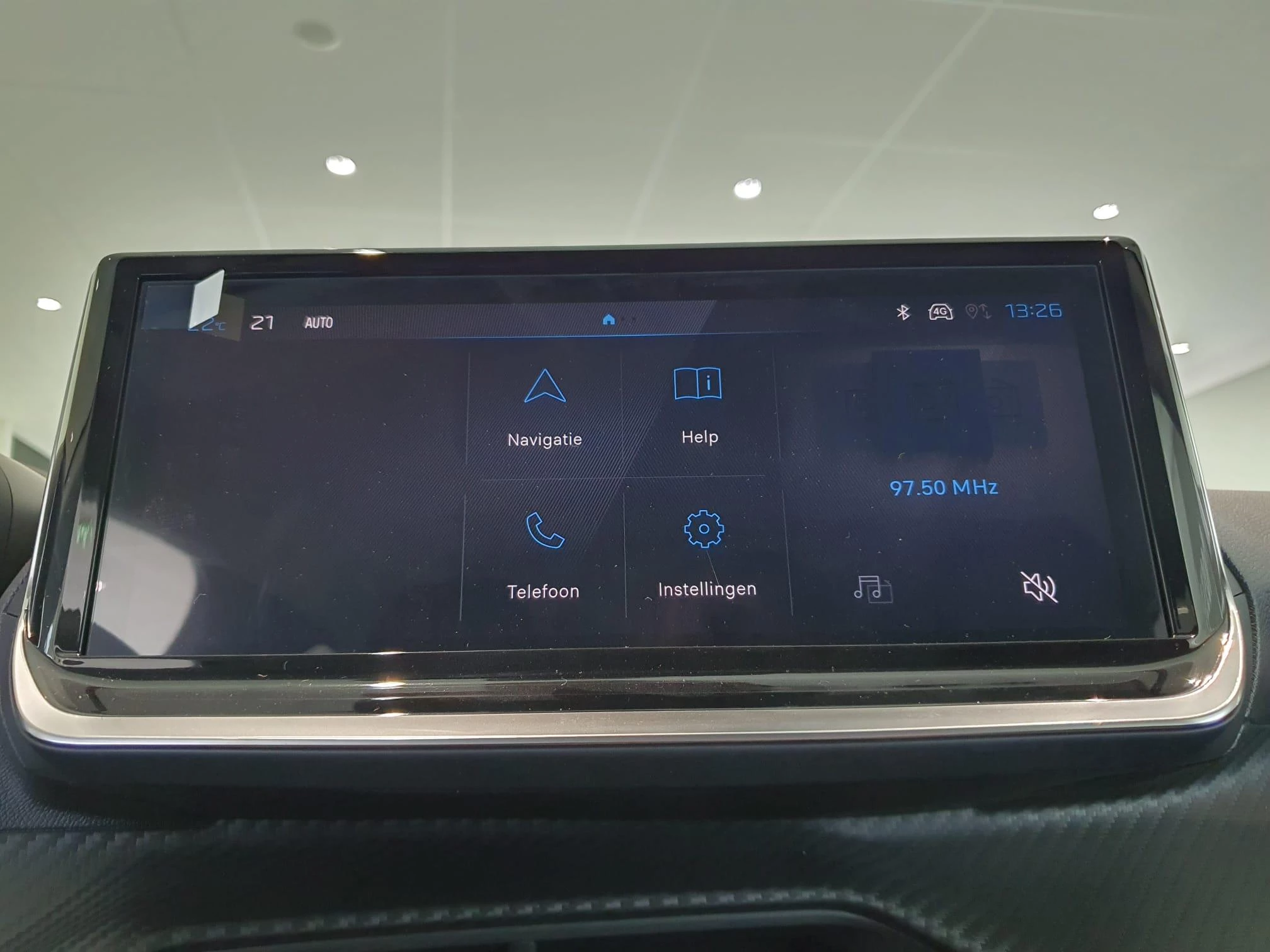 Peugeot-208-image-15