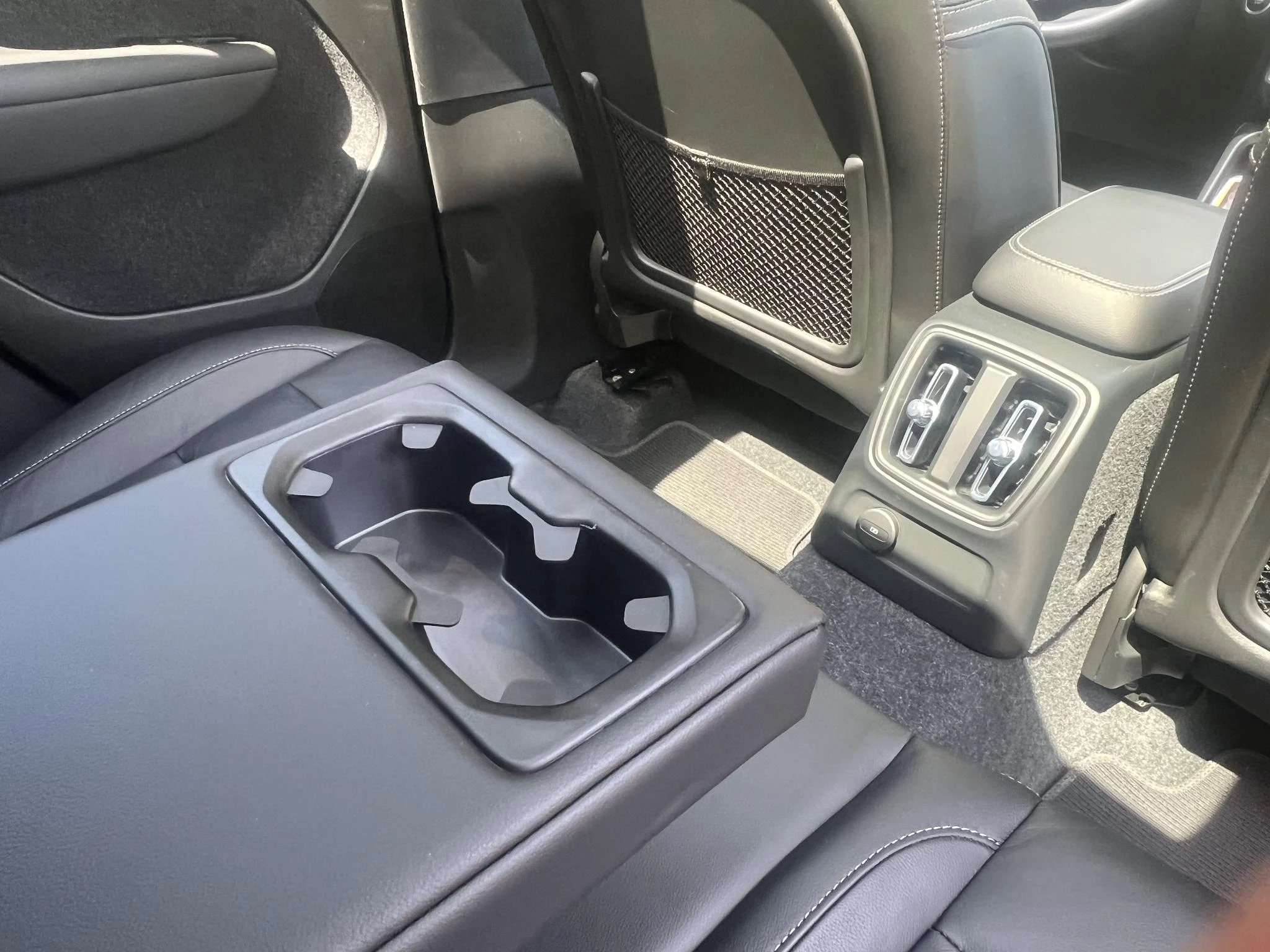 Volvo-XC40-image-12