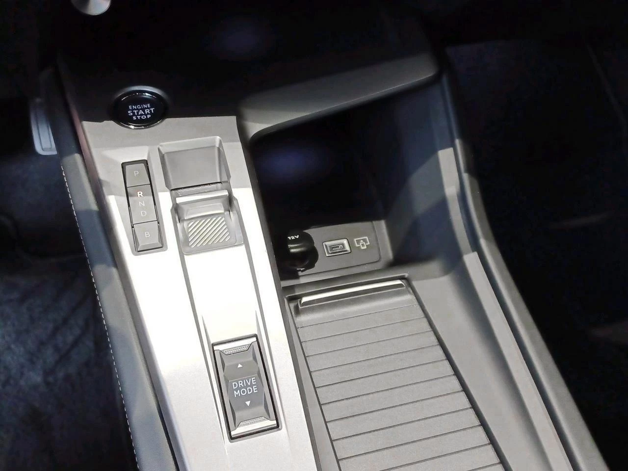 Peugeot 308 1.6 Hybrid 180 S&S EAT8 Allure