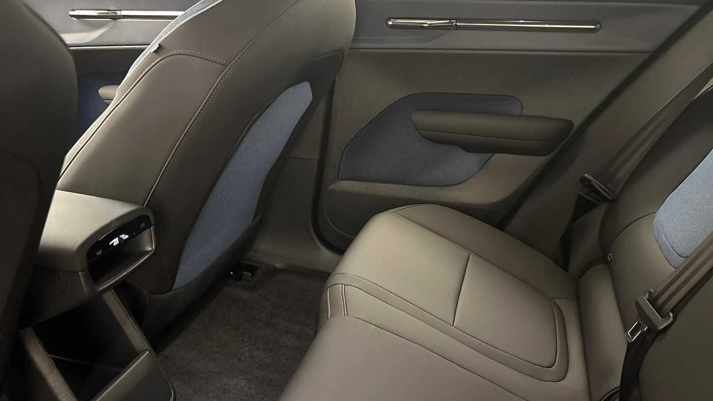 Volvo-EX30-image-14