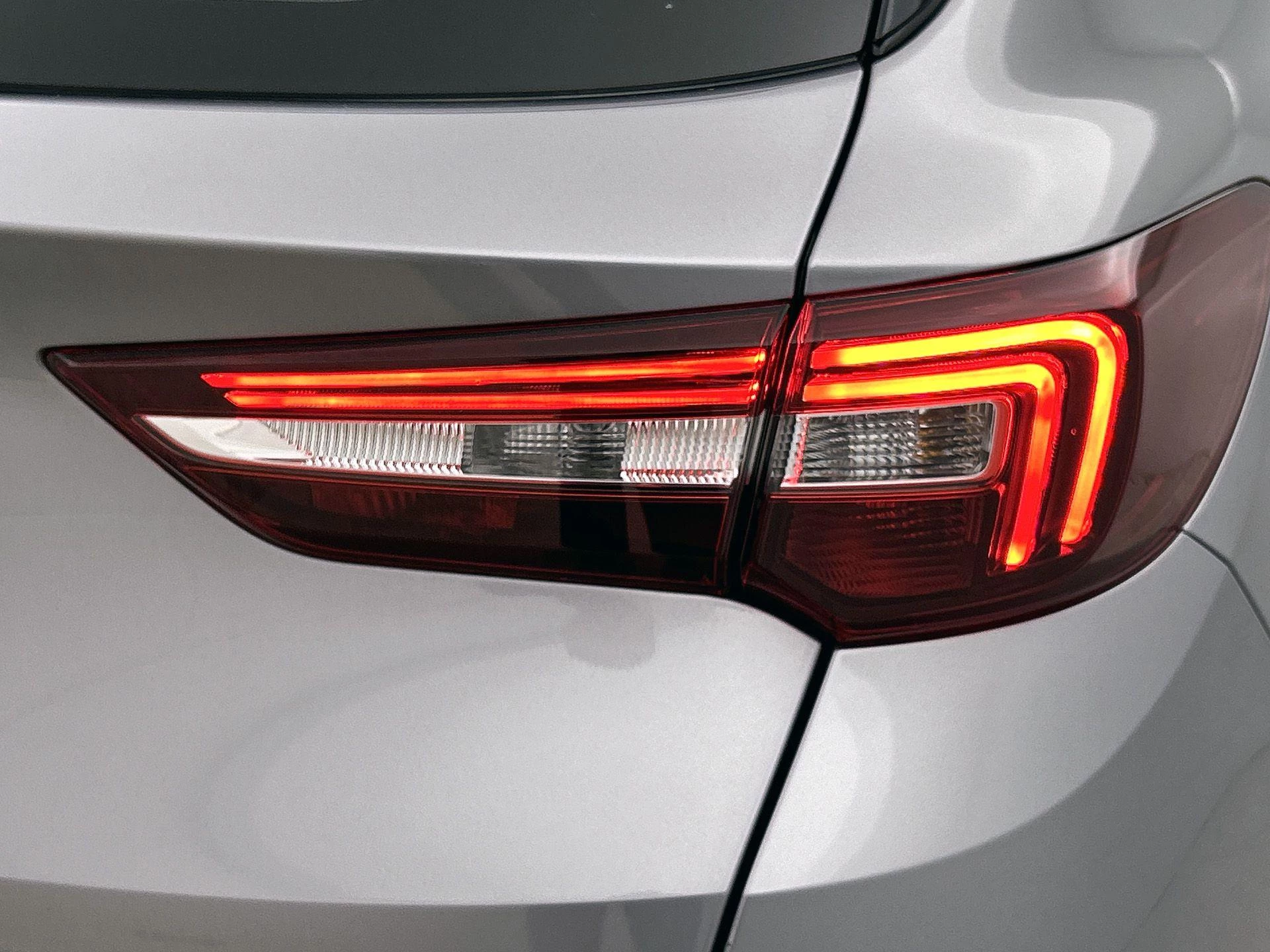 Opel Grandland X 1.6 Turbo Elegance