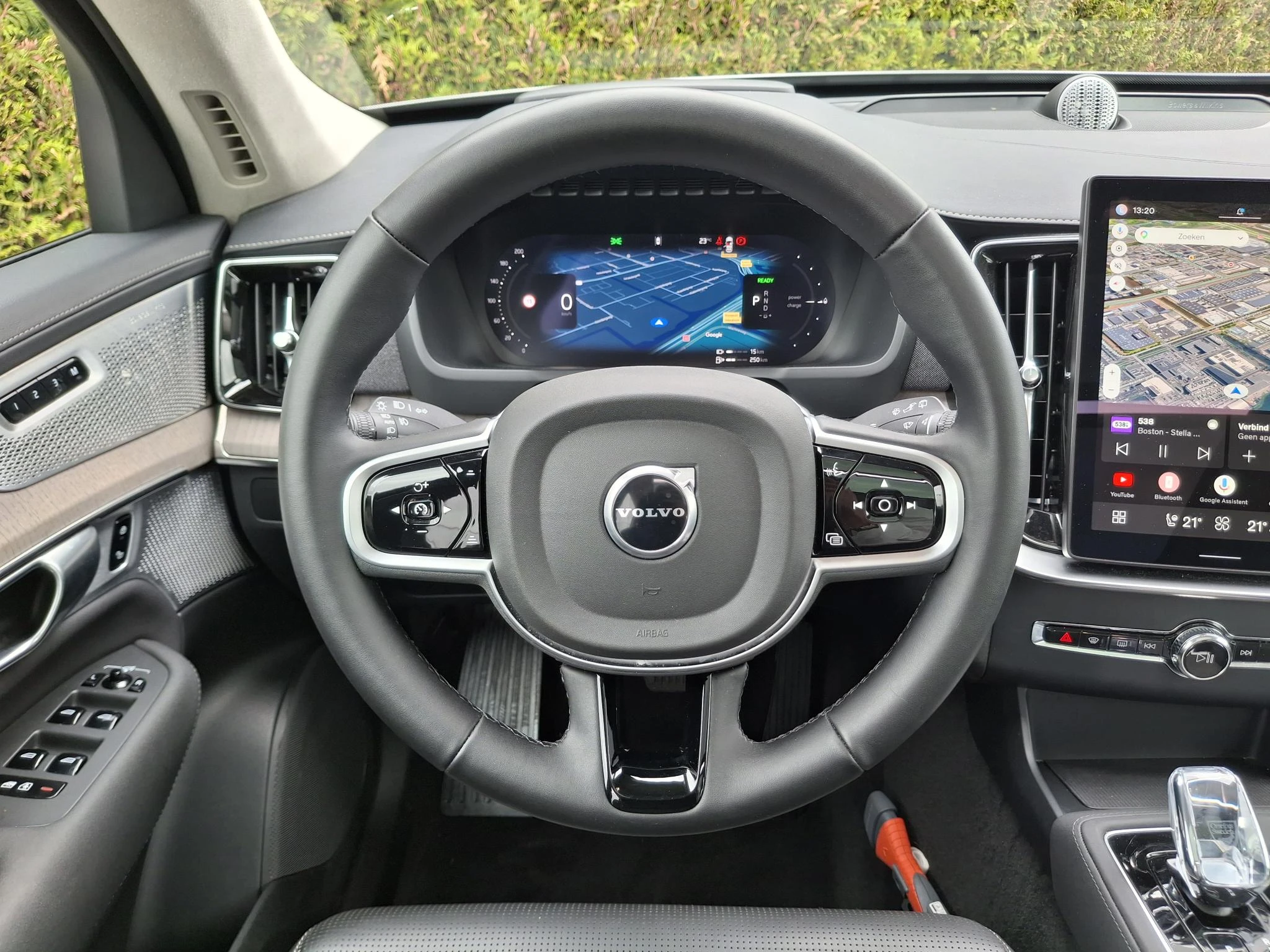 Volvo-XC90-image-29