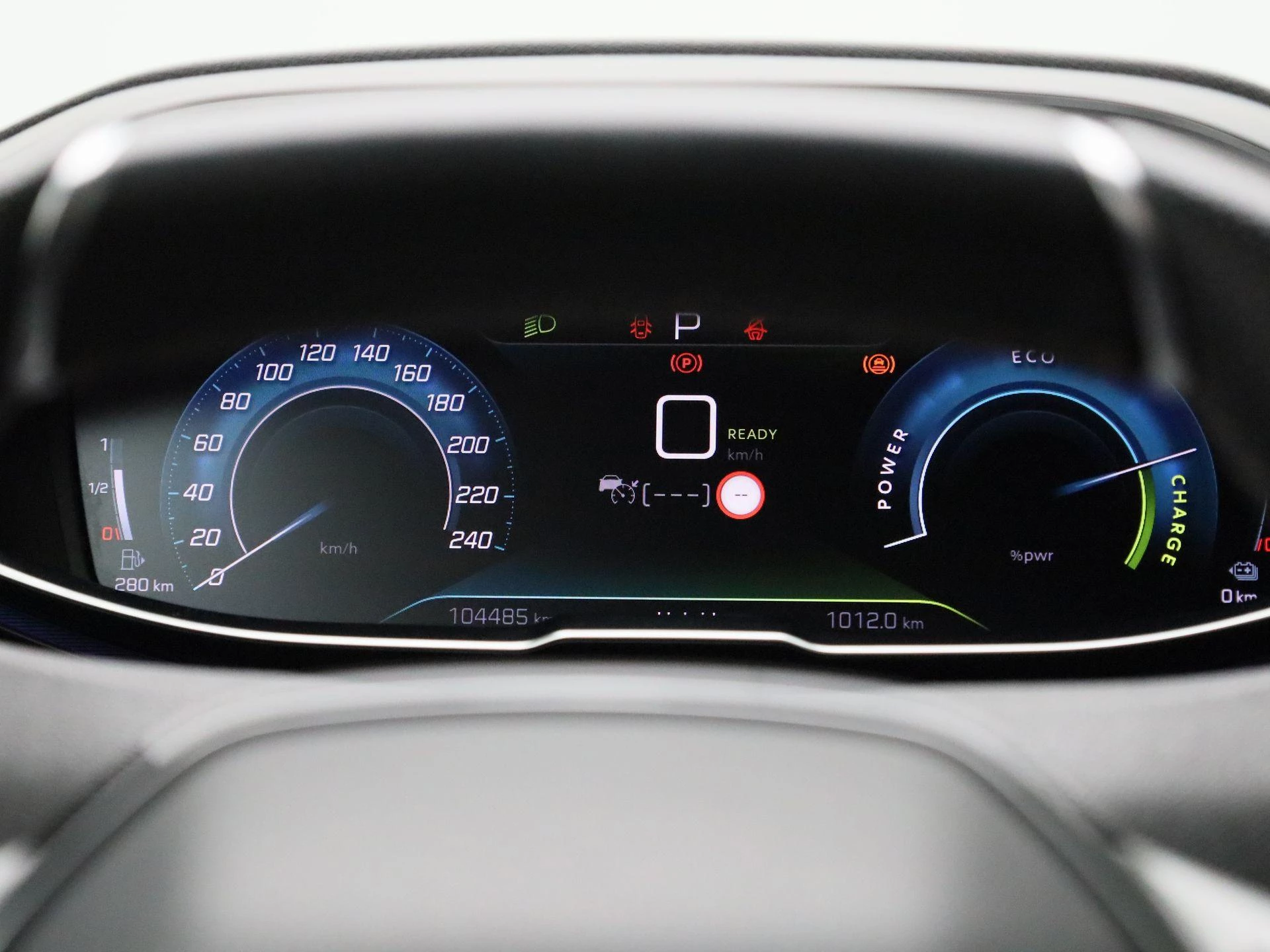 Peugeot 3008 1.6 HYBRID4 300 e-Auto8 GT