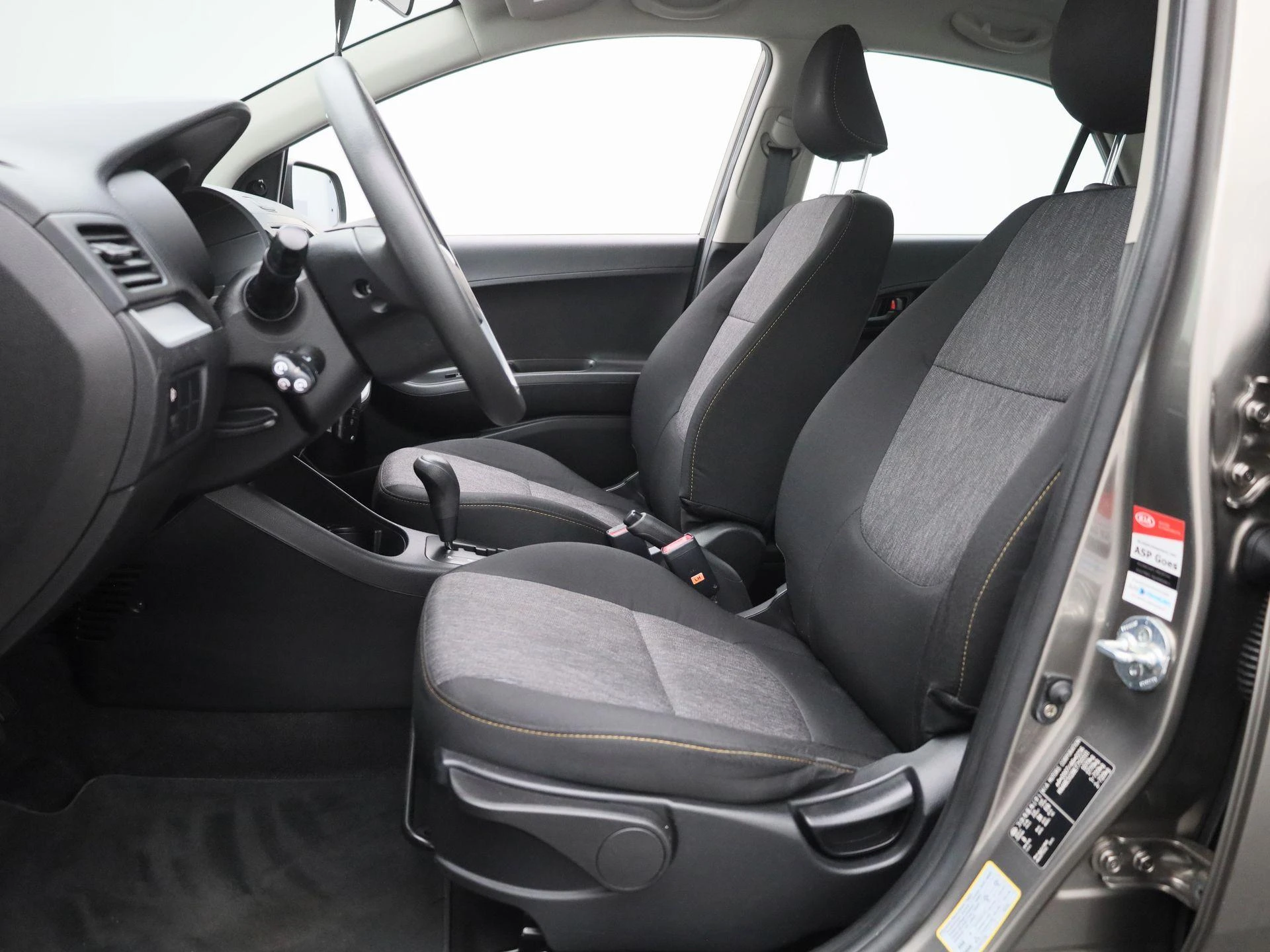 Kia-Picanto-image-8