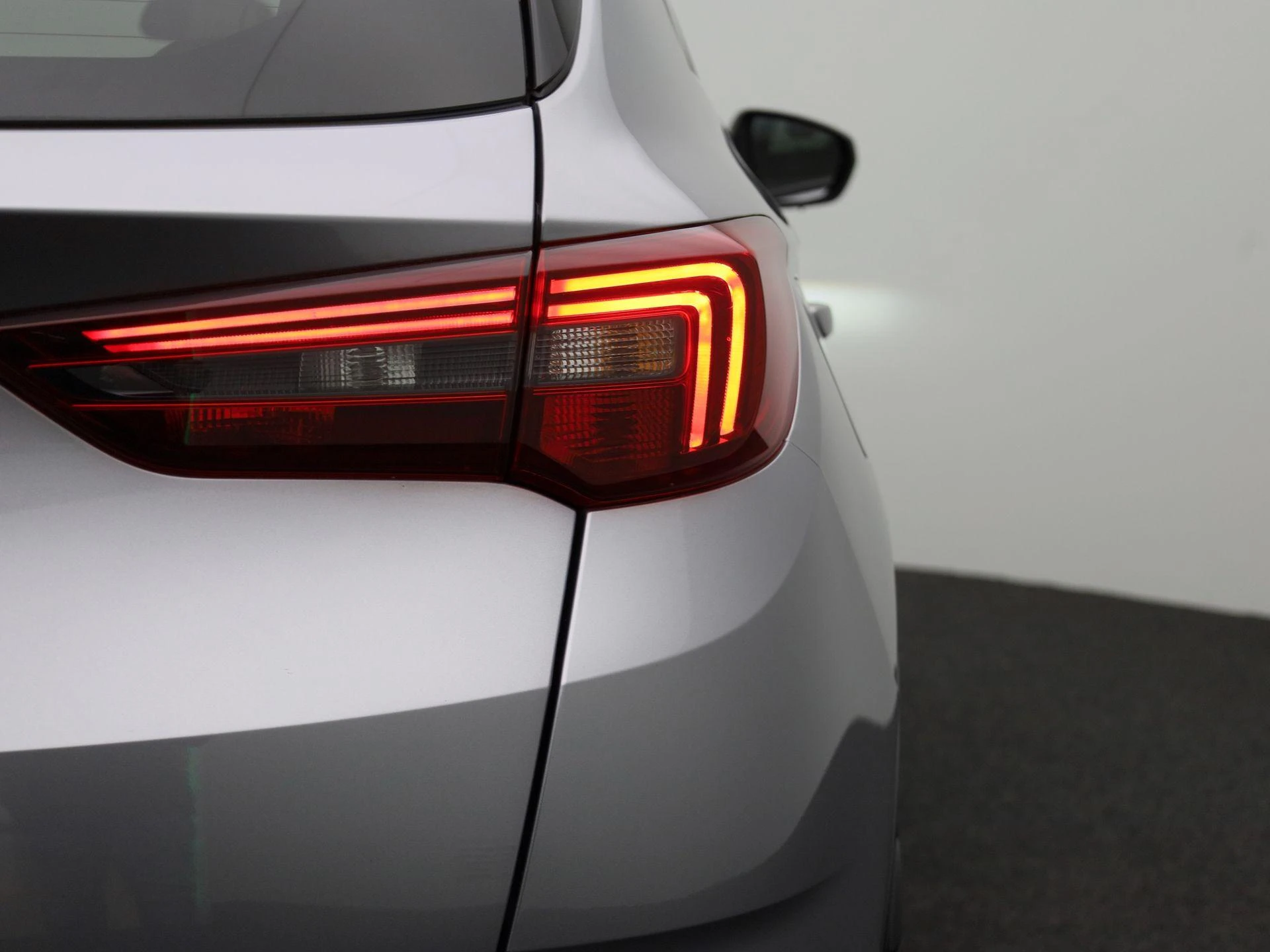 Opel-Grandland-image-37