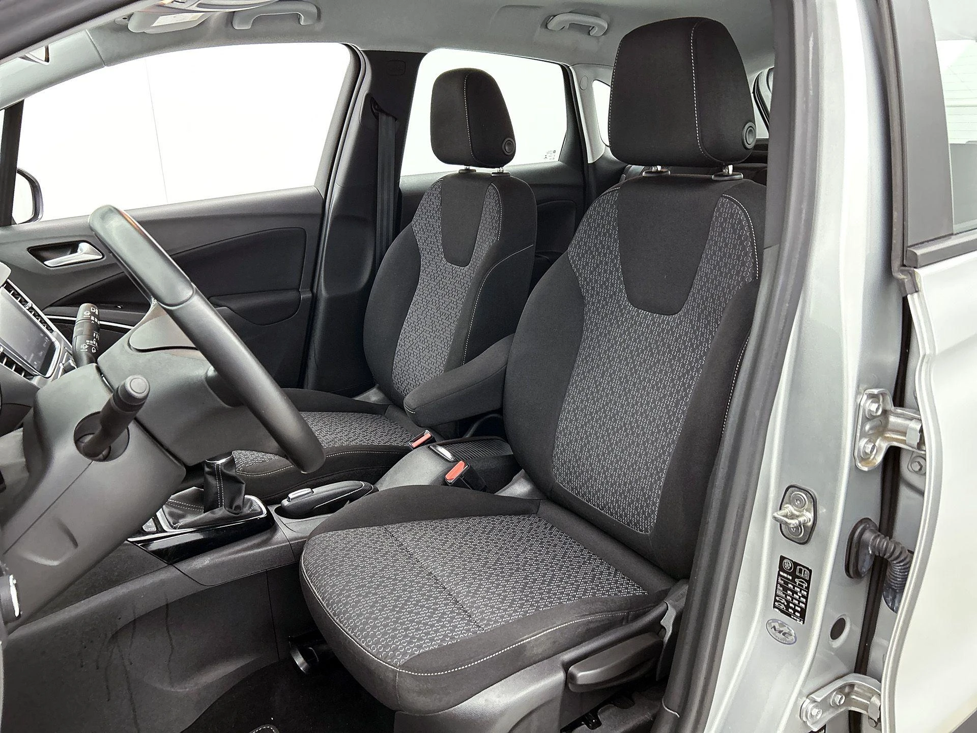 Opel-Crossland X-image-36