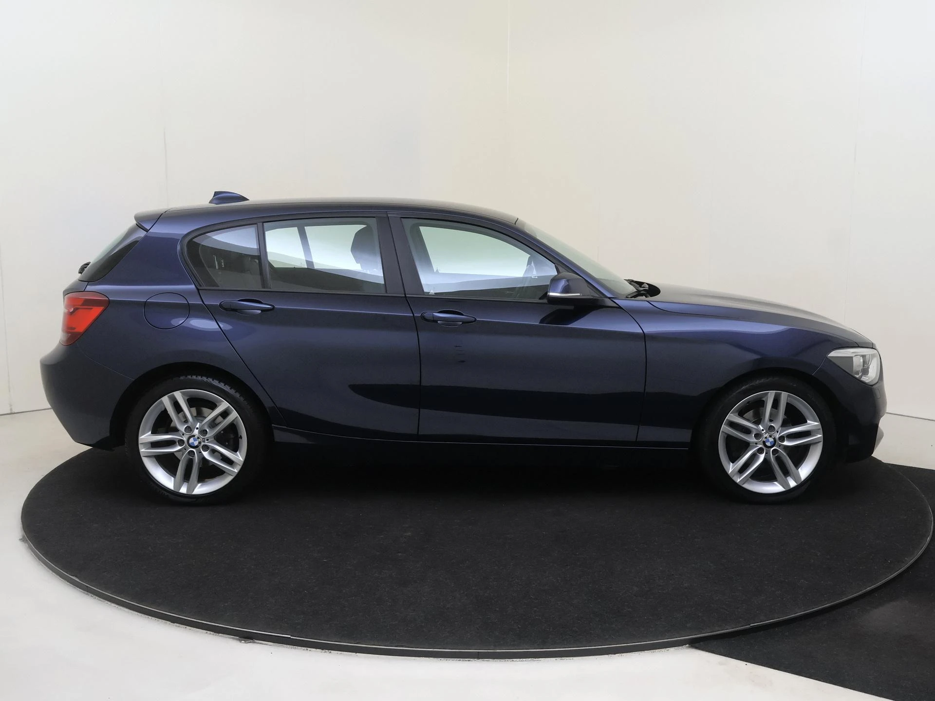 BMW-1 Serie-image-8