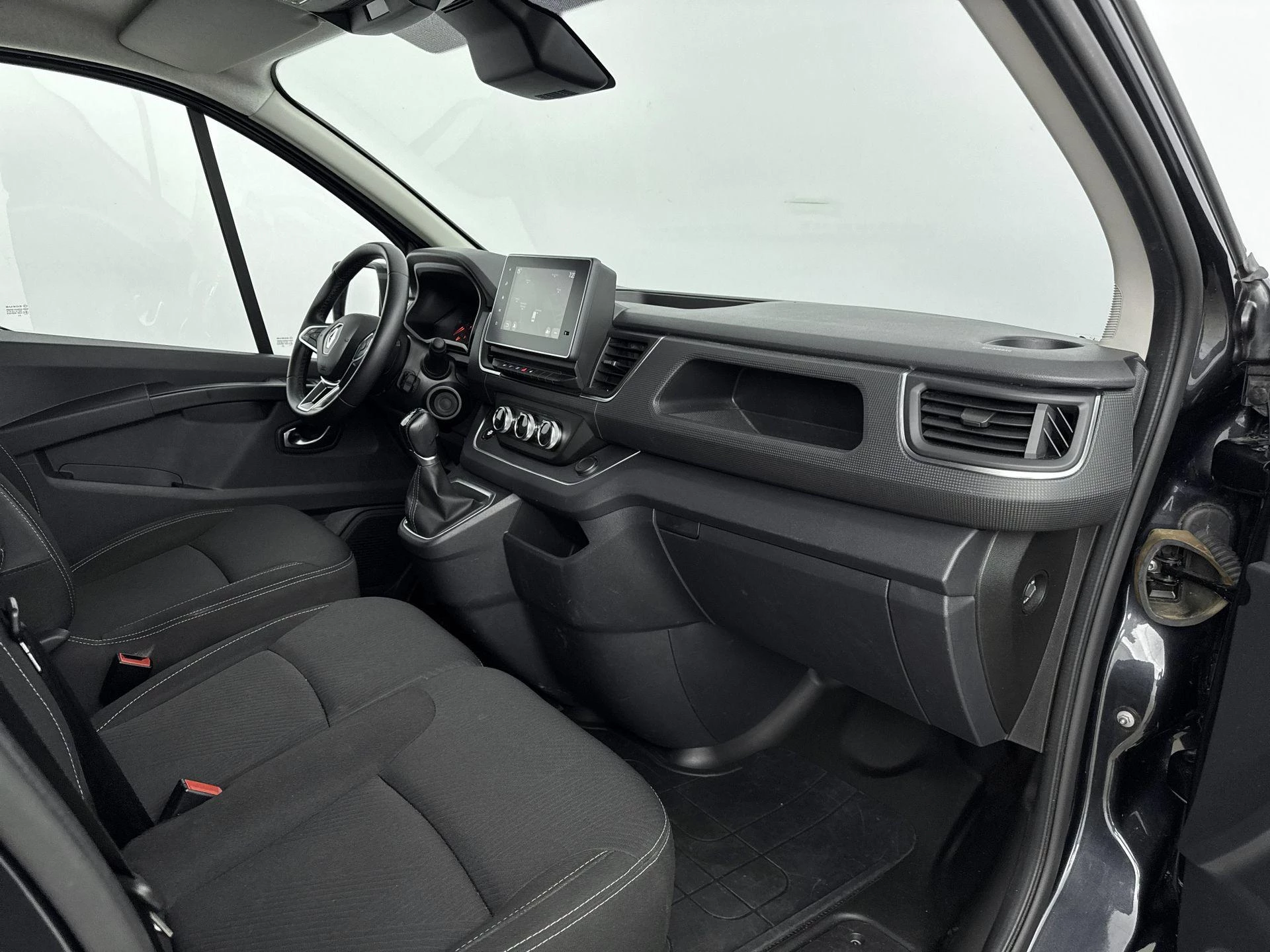 Renault-Trafic-image-18