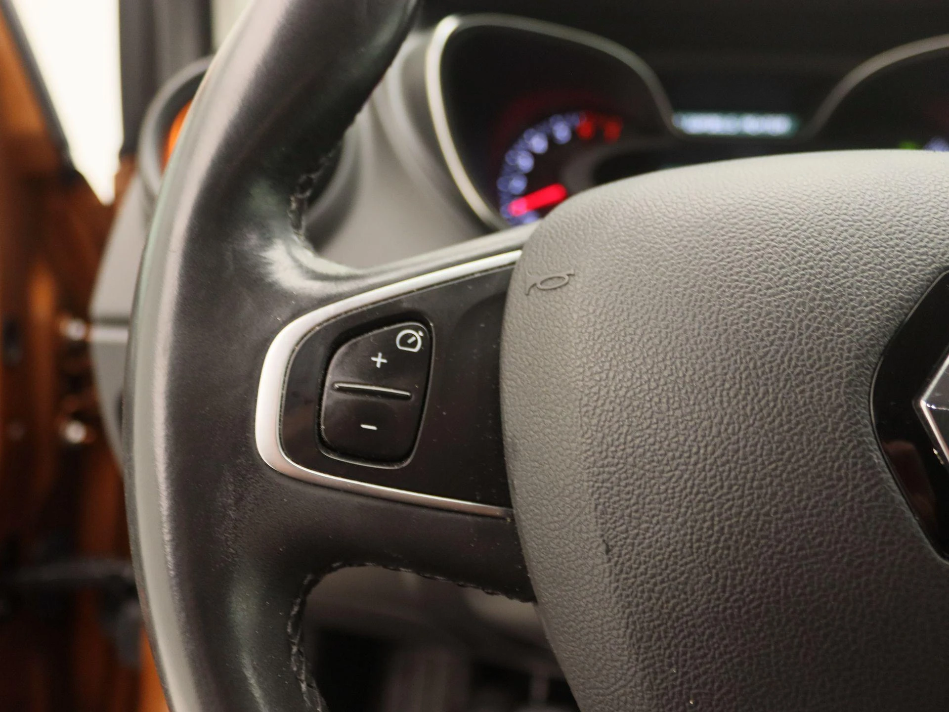 Renault-Captur-image-18