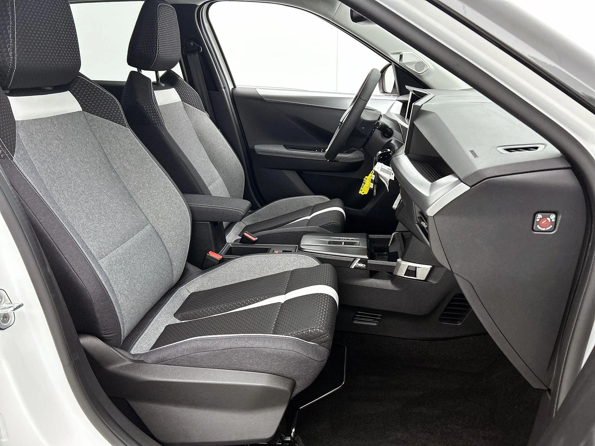 Opel-Frontera-image-35