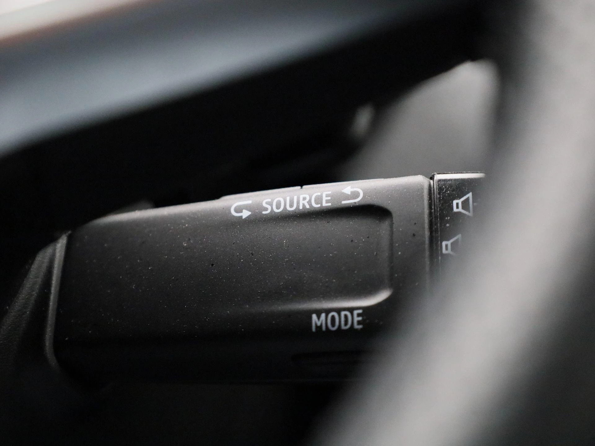 Renault-Captur-image-24