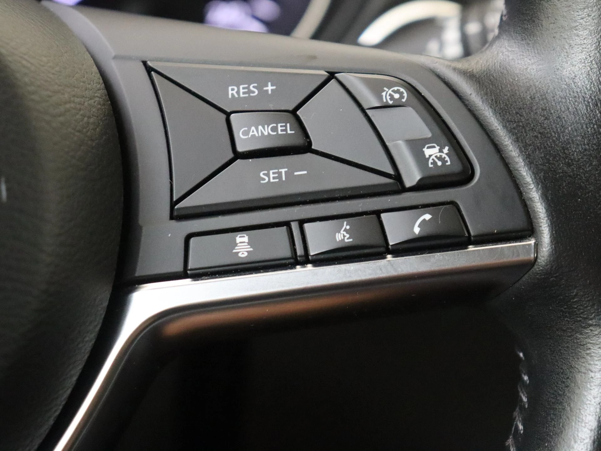 Nissan QASHQAI 1.3 DIG-T Tekna