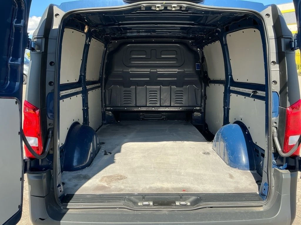 Mercedes-Benz-Vito 116-image-9