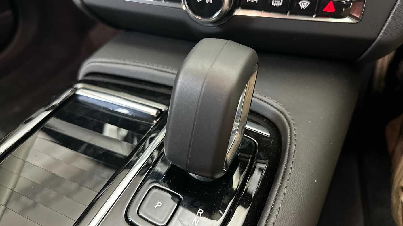 Volvo-V90-image-30