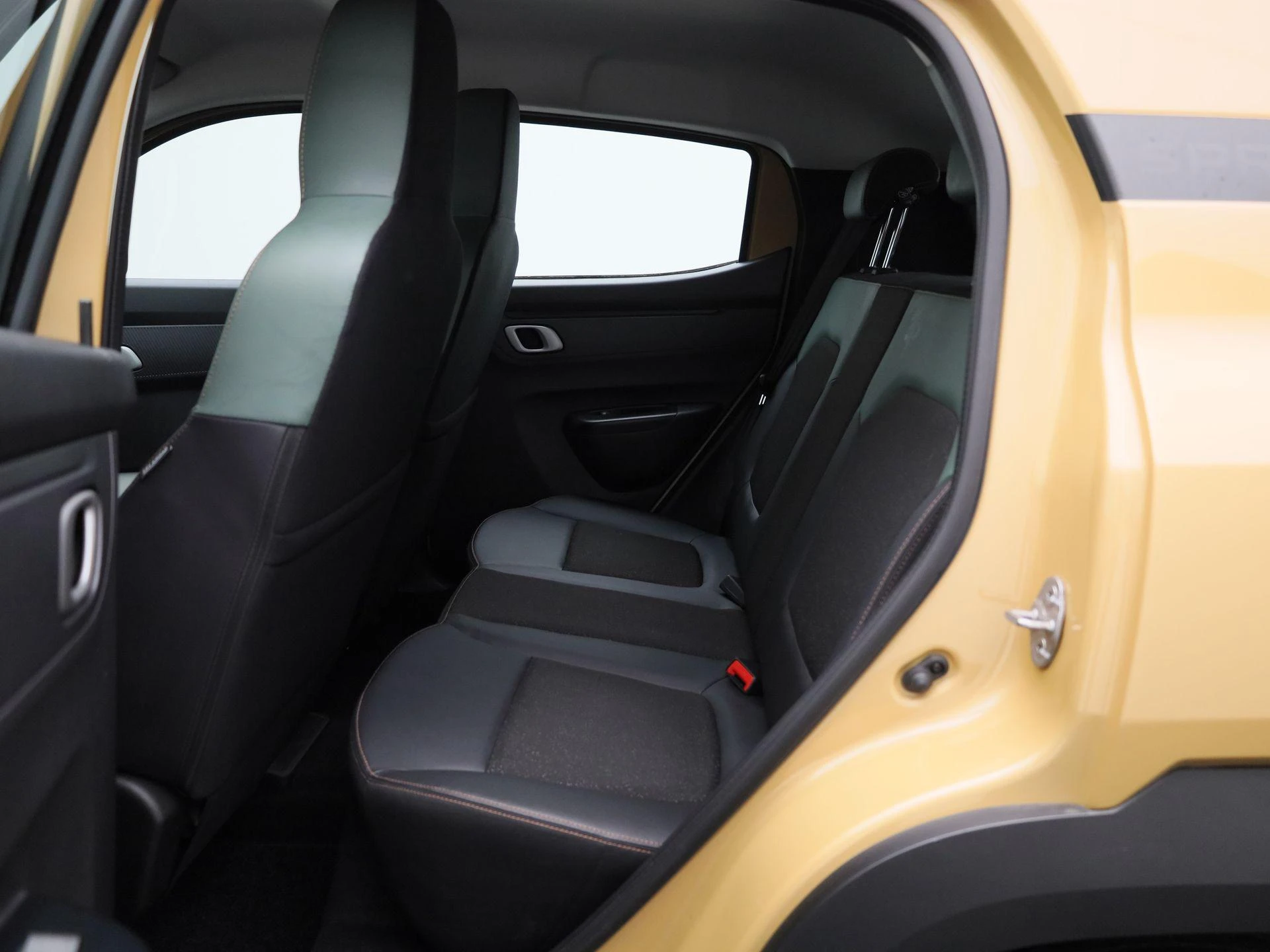 Dacia Spring - 10