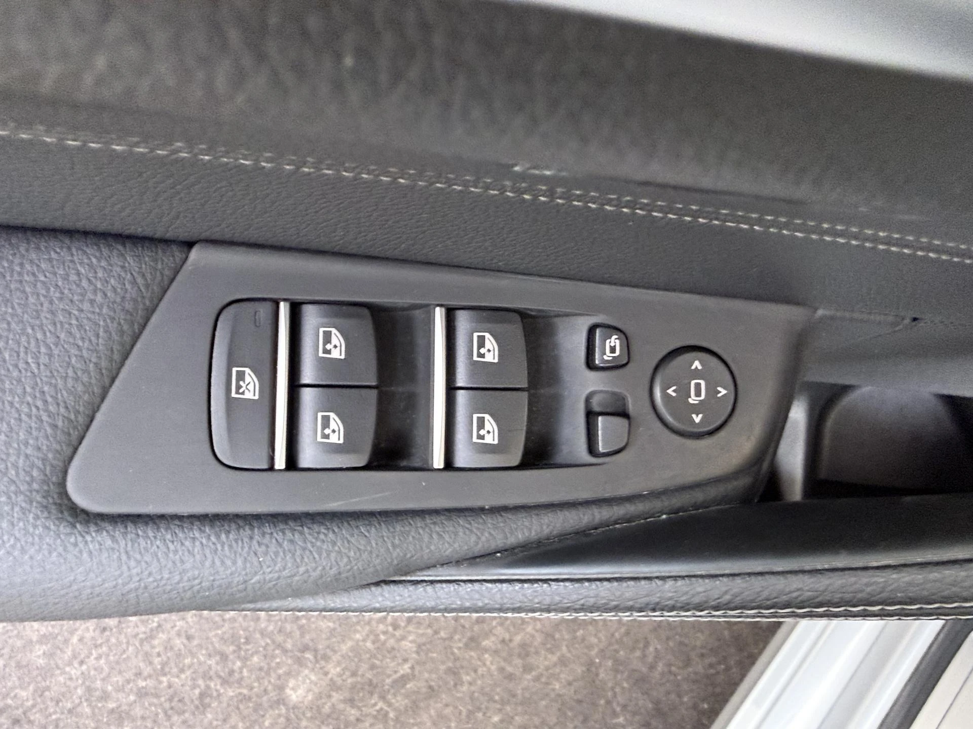 BMW-5 Serie-image-26